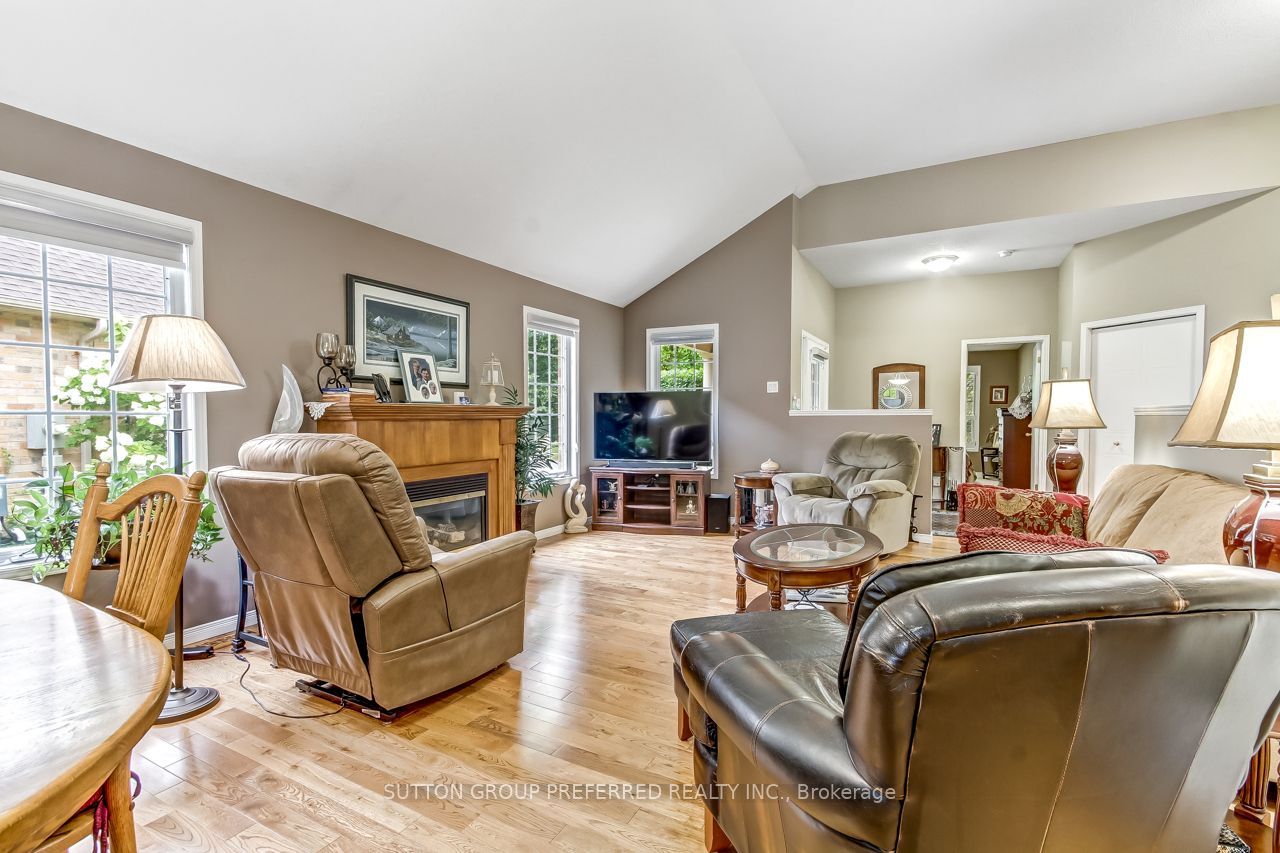 857 Silversmith Street, London North, ON N6H 5T4 photo 5