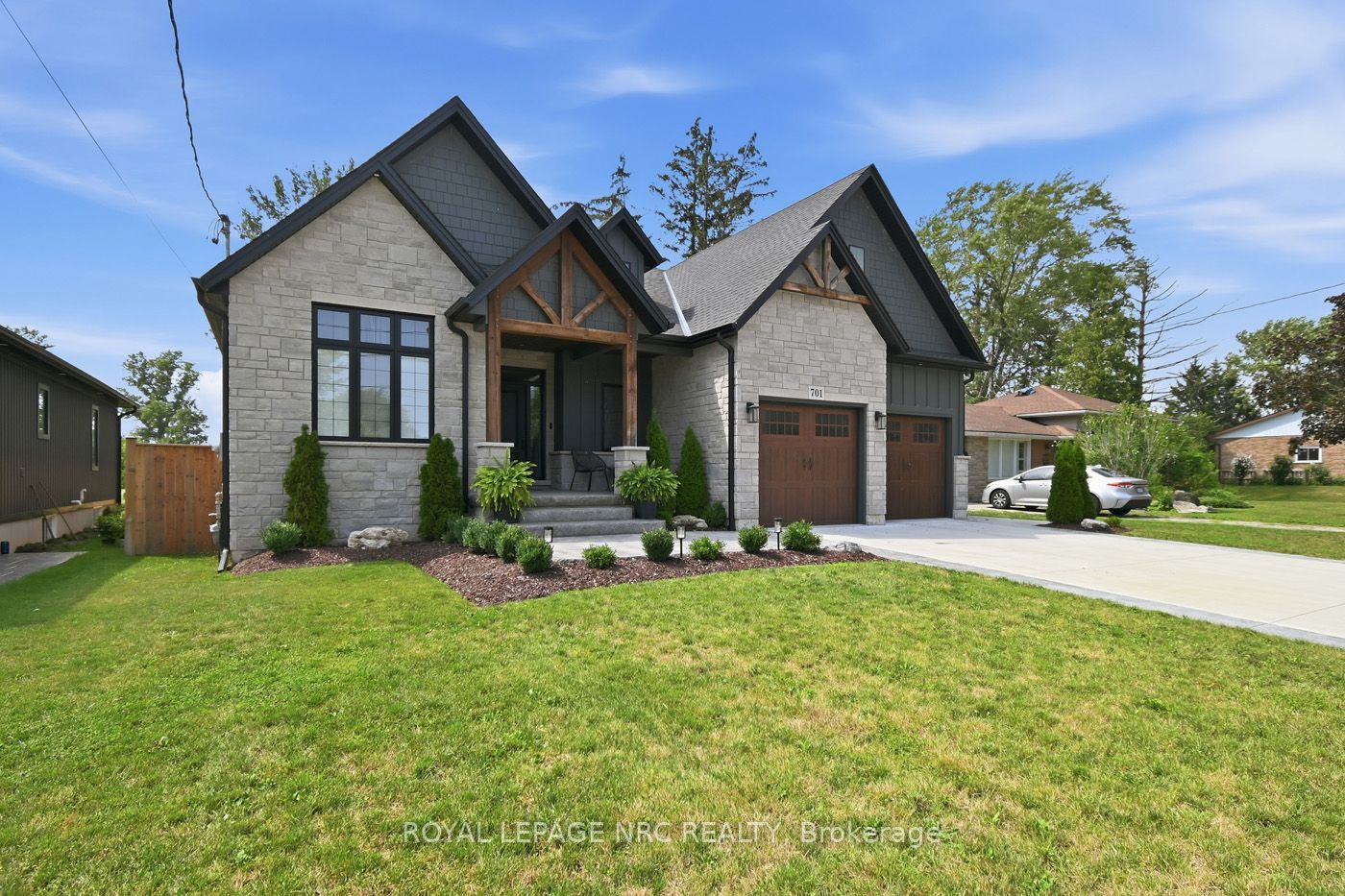 701 Buffalo Road, Fort Erie, ON L2A 5G7 photo 2