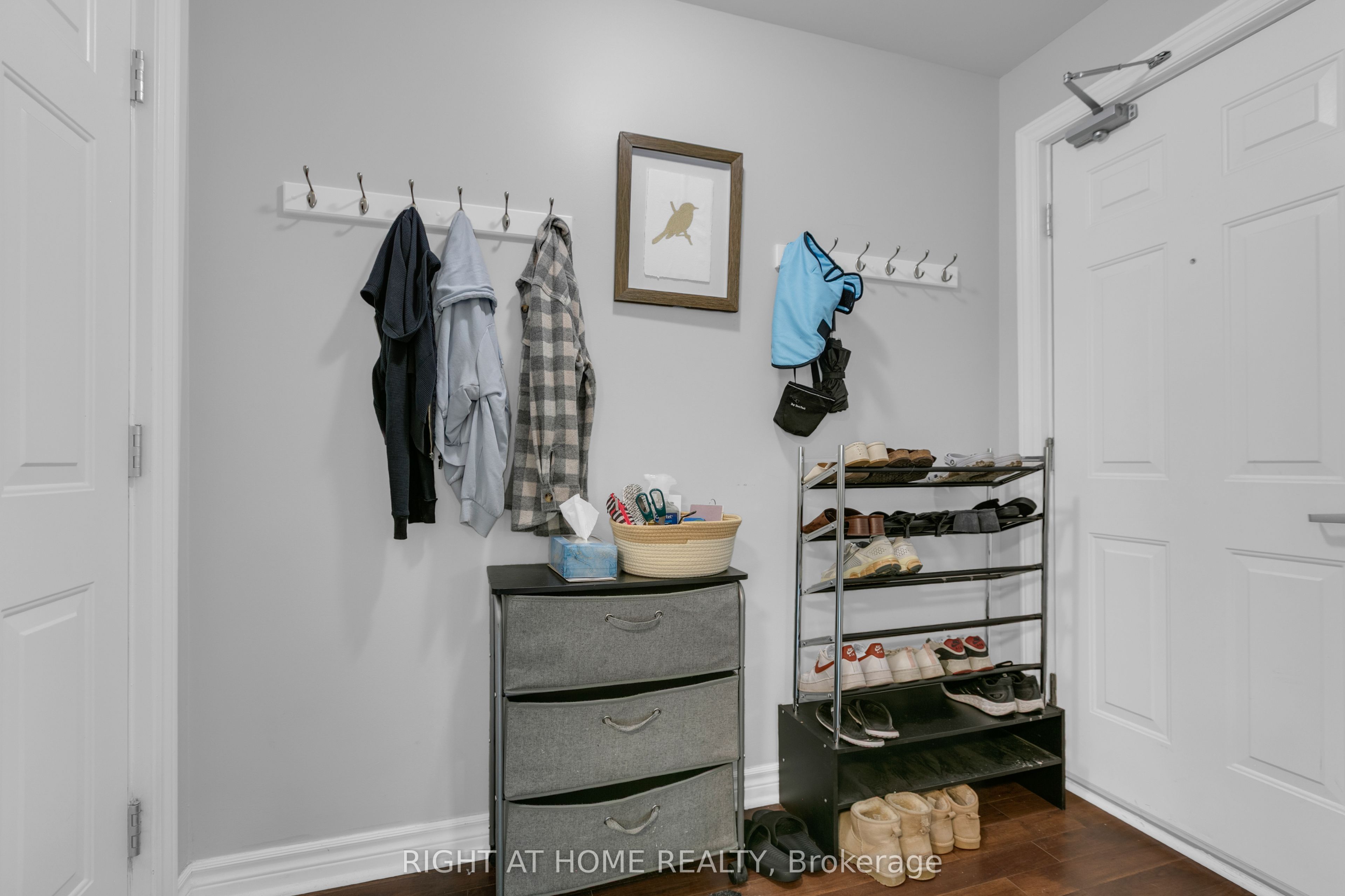 585 Stonefield Private 8, Barrhaven, ON K2G 4R4 photo 4