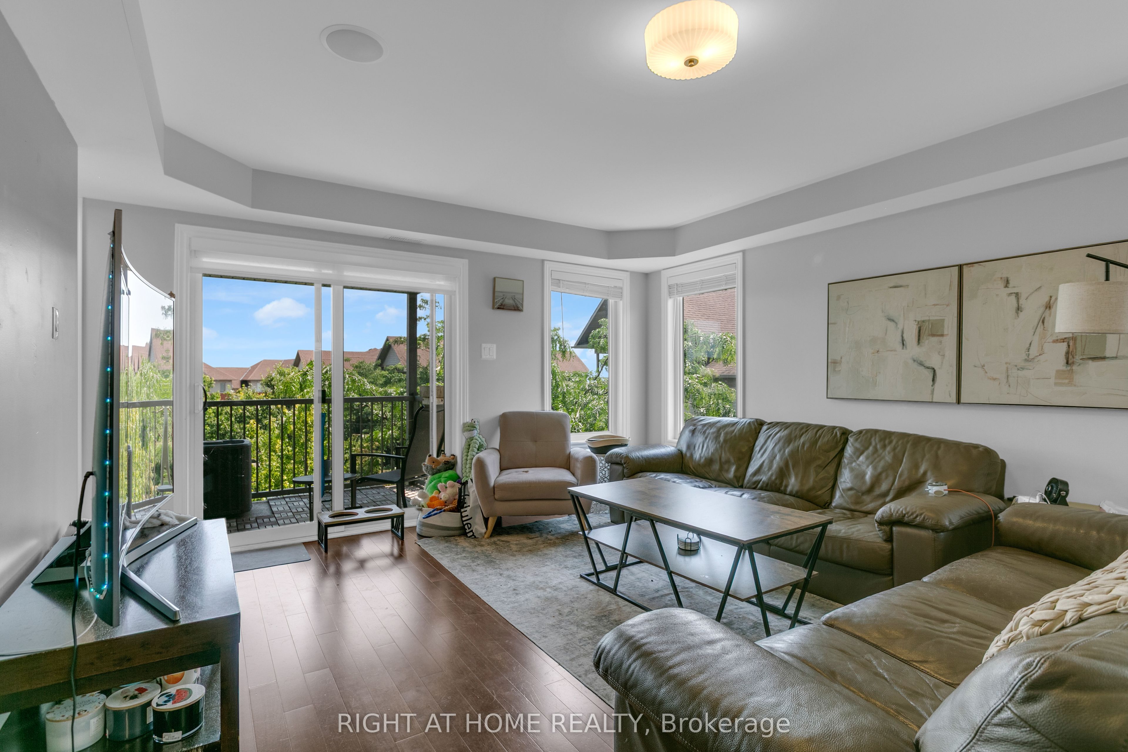 585 Stonefield Private 8, Barrhaven, ON K2G 4R4 photo 5