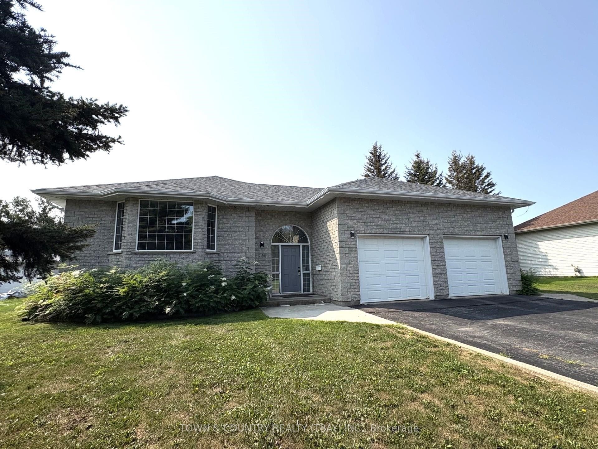 2156 Falconcrest Drive, Thunder Bay, ON P7J 1H5