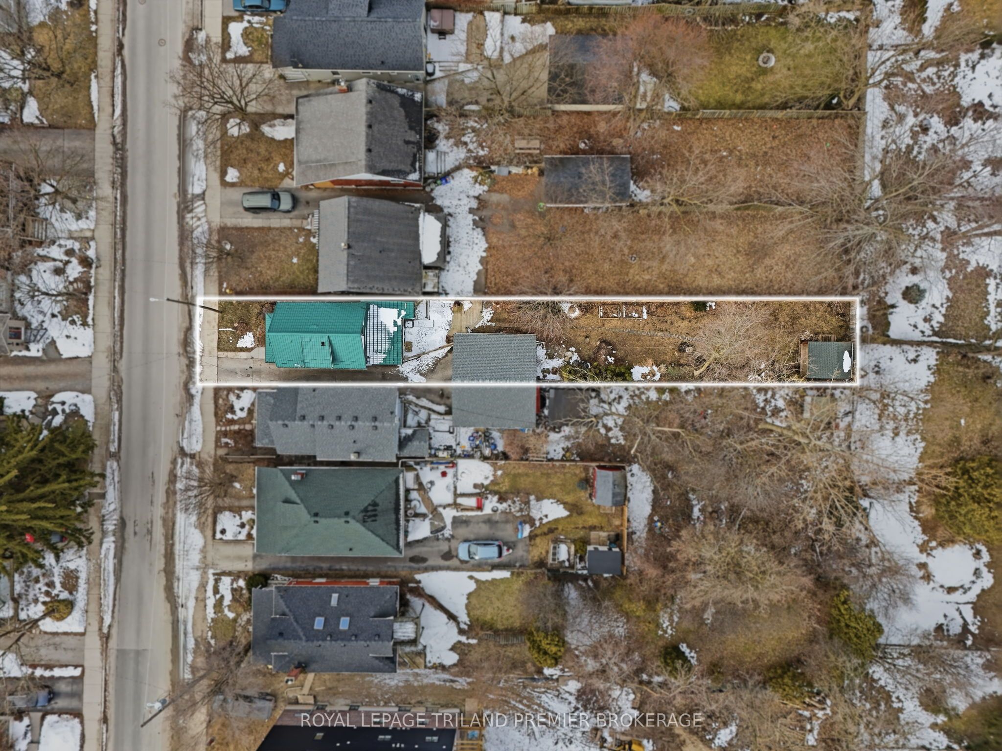 98 BRISCOE Street E, London South, ON N6C 1X2 photo 2