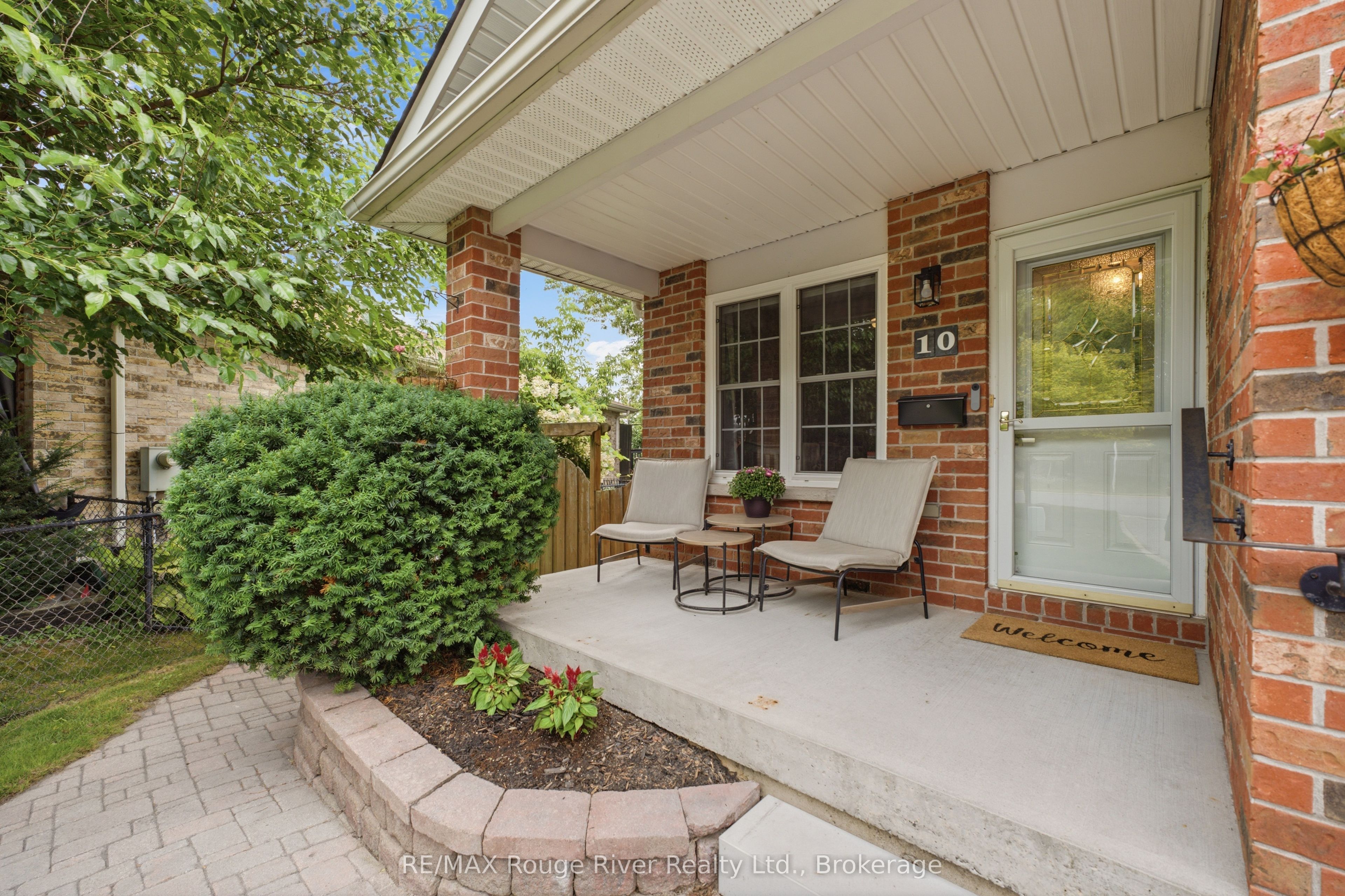 10 Talbot Drive W, Port Hope, ON L1A 4L2 photo 3