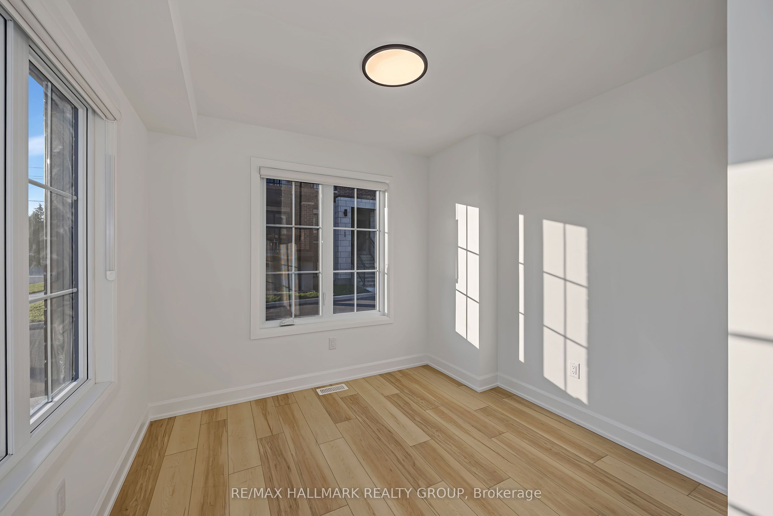 422 Rolling Meadow Crescent, Orleans - Convent Glen and Area, ON K1W 0X6 photo 4