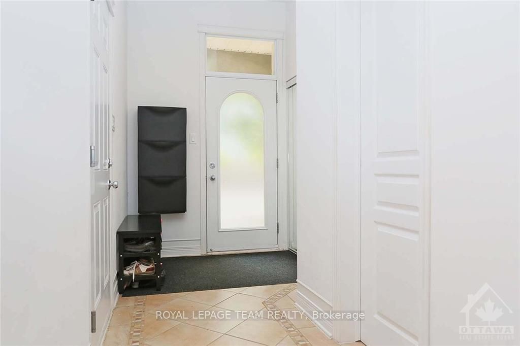 68 Encore Private, Cityview - Parkwoods Hills - Rideau Shore, ON K2E 0A2 photo 3