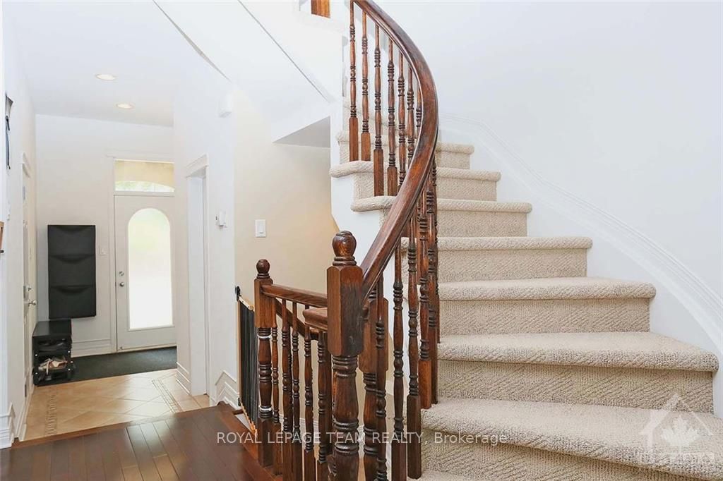 68 Encore Private, Cityview - Parkwoods Hills - Rideau Shore, ON K2E 0A2 photo 5