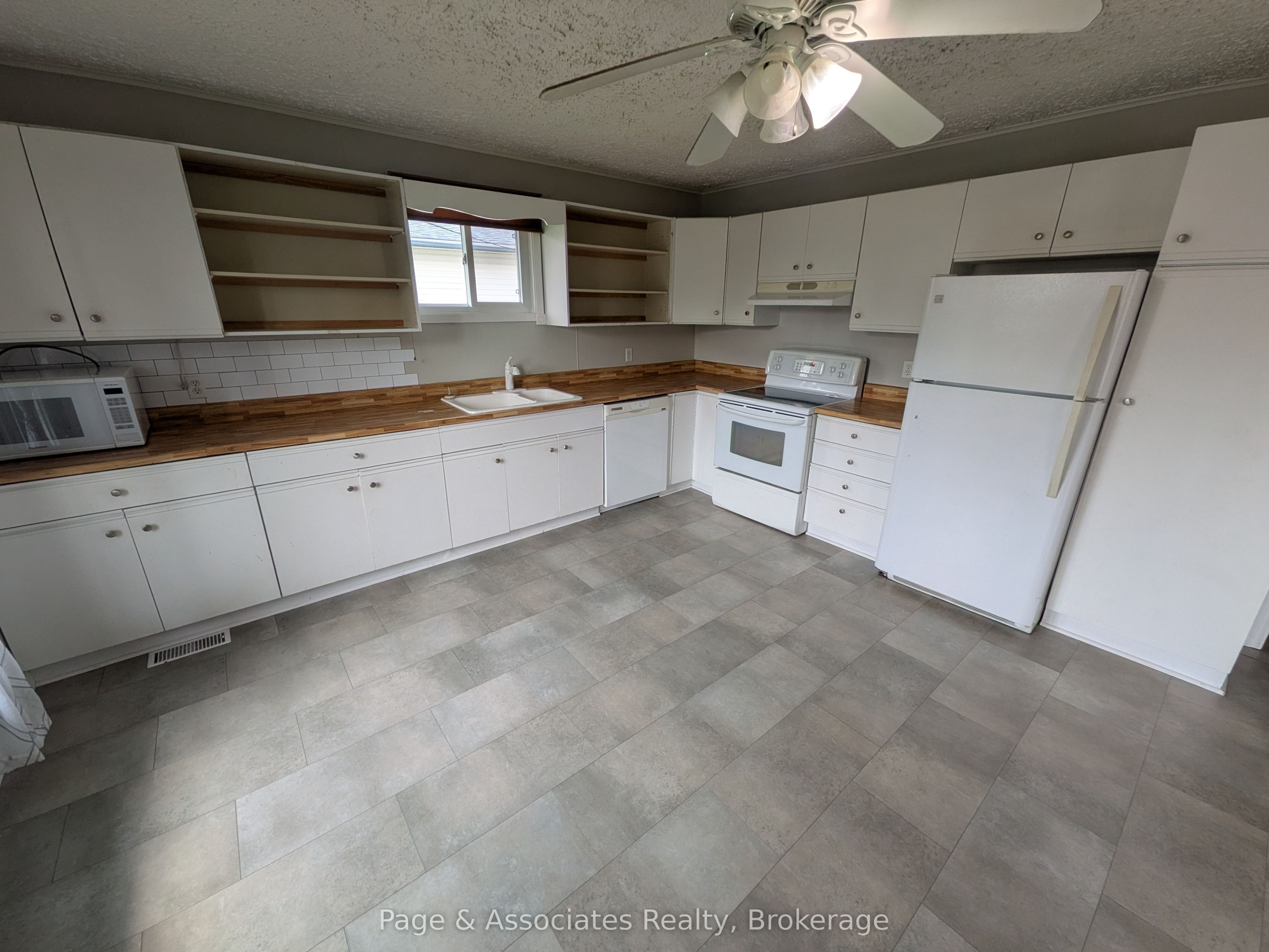 198 Montreal Street, West Nipissing, ON P2B 3H5 photo 5