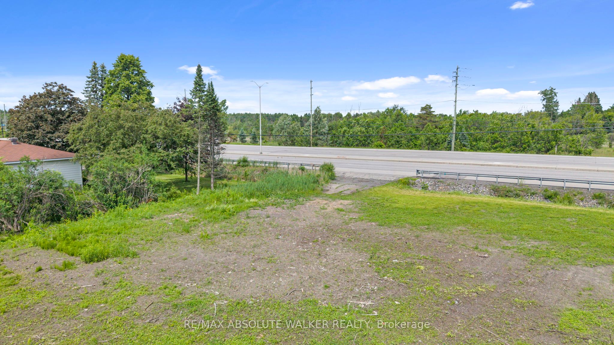 4320 Bank Street, Blossom Park - Airport and Area, ON K1T 3W8 photo 5