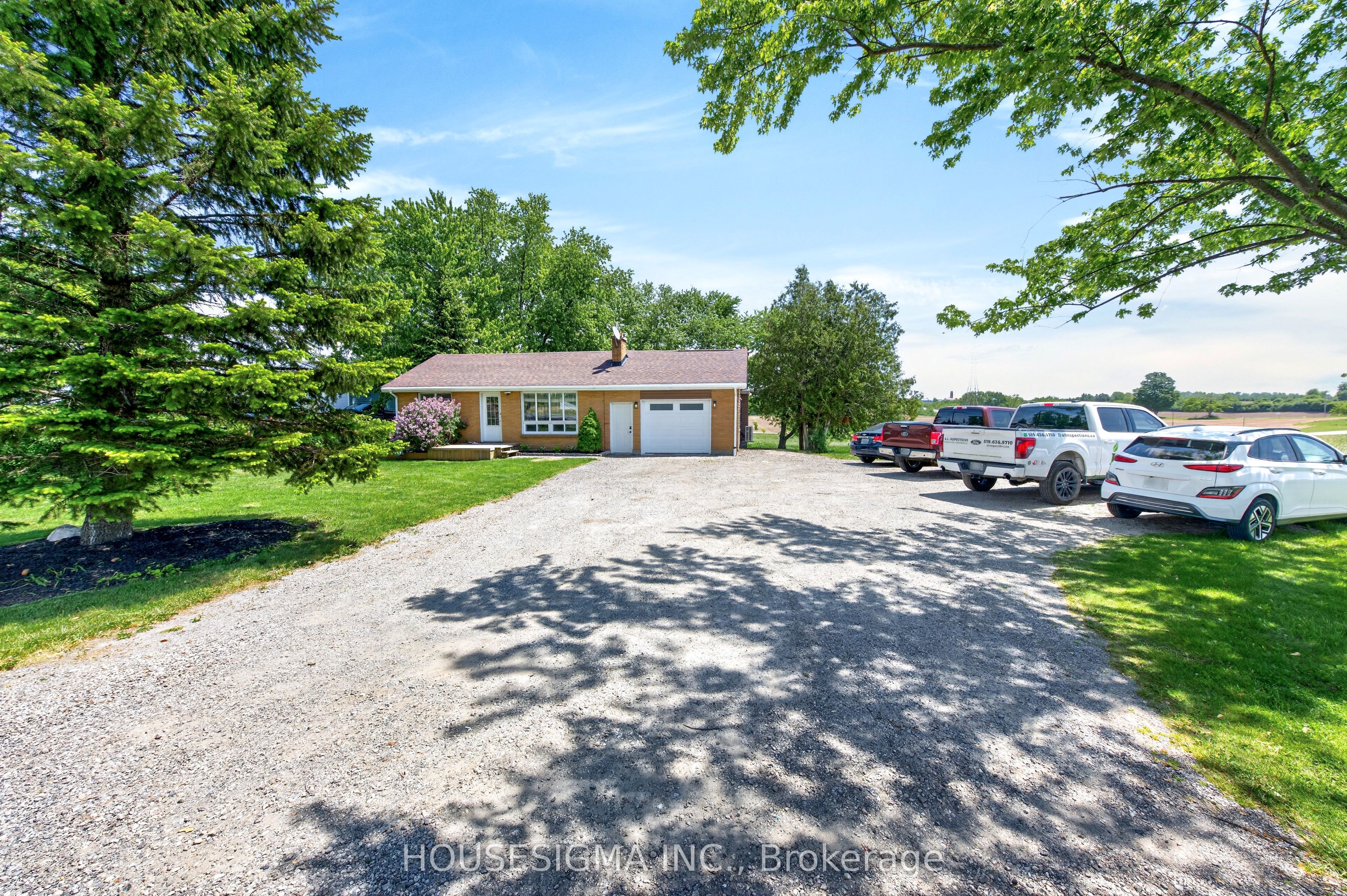 3402 Dorchester Road, Thames Centre, ON N0L 1G5 photo 2