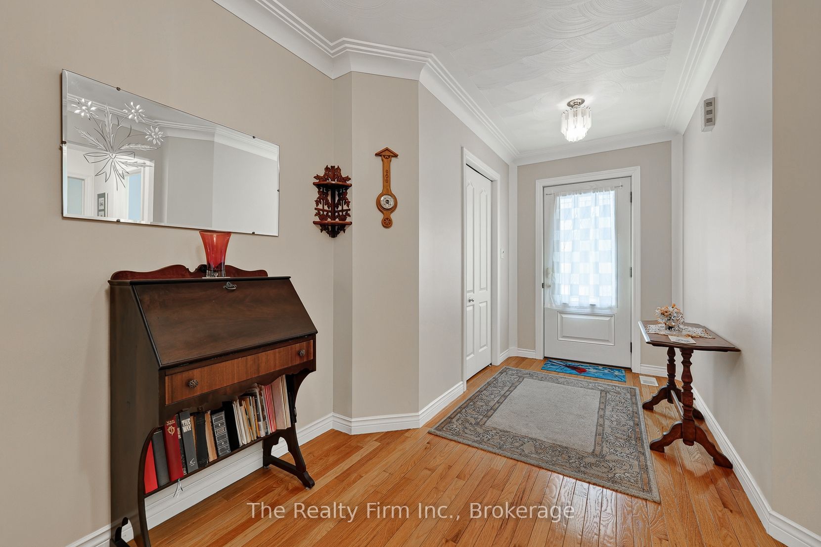 573 Lansdowne Avenue, Woodstock, ON N4T 1R6 photo 3