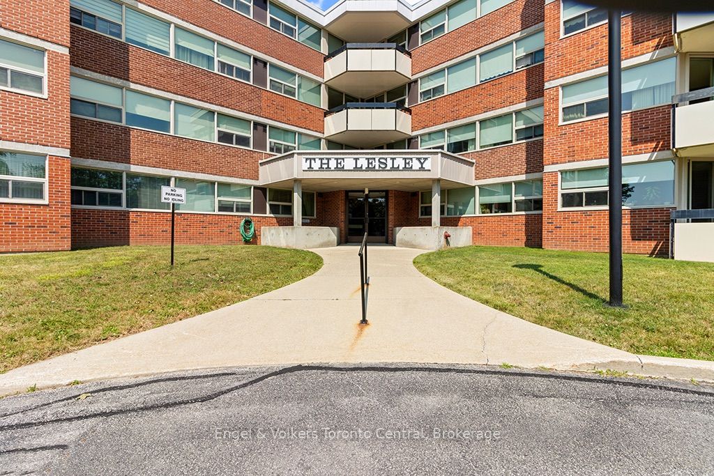 860 9TH Street E 402, Owen Sound, ON N4K 1R2 photo 3