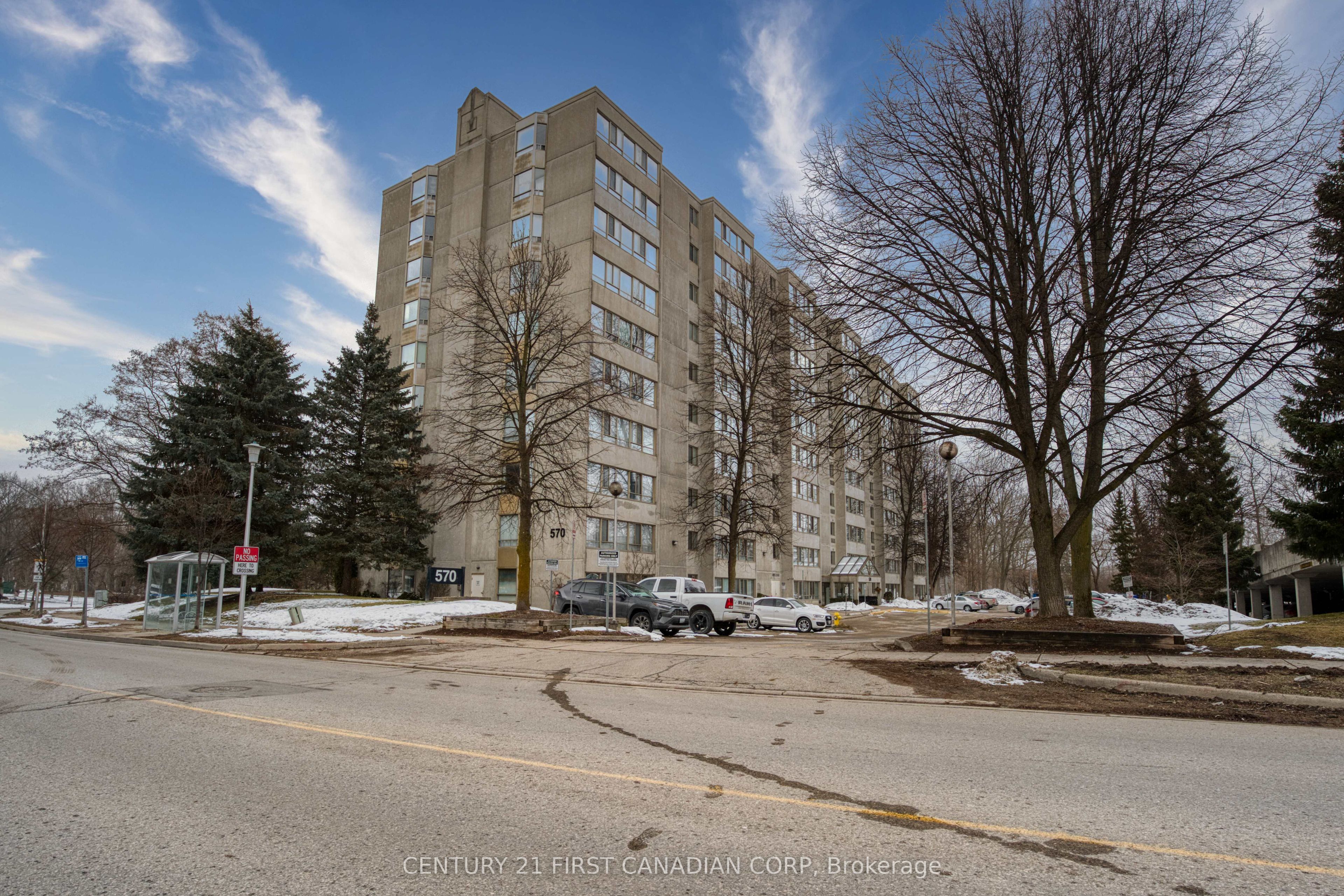 570 Proudfoot Lane 912, London North, ON N6H 4Z1 photo 2
