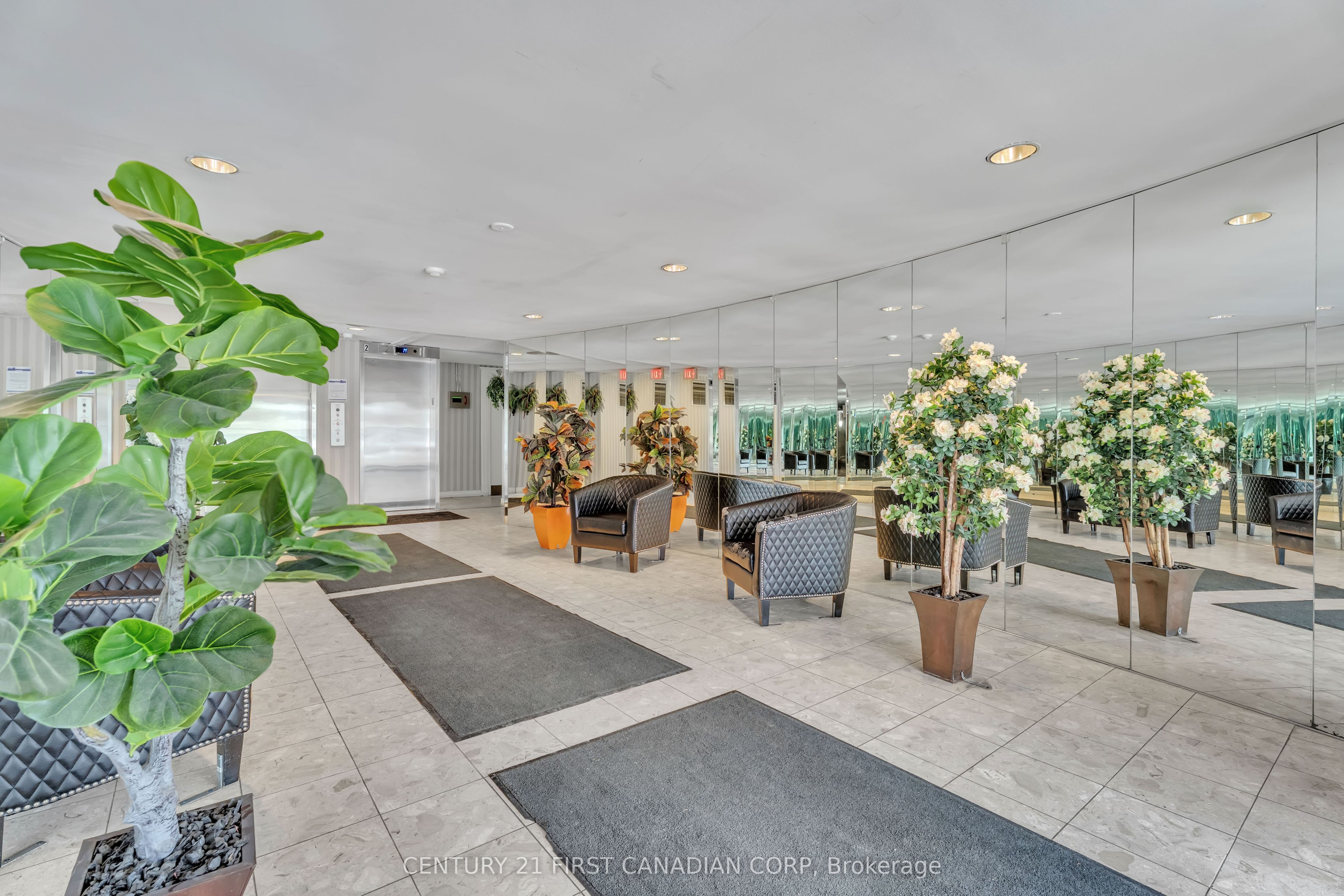 570 Proudfoot Lane 912, London North, ON N6H 4Z1 photo 5