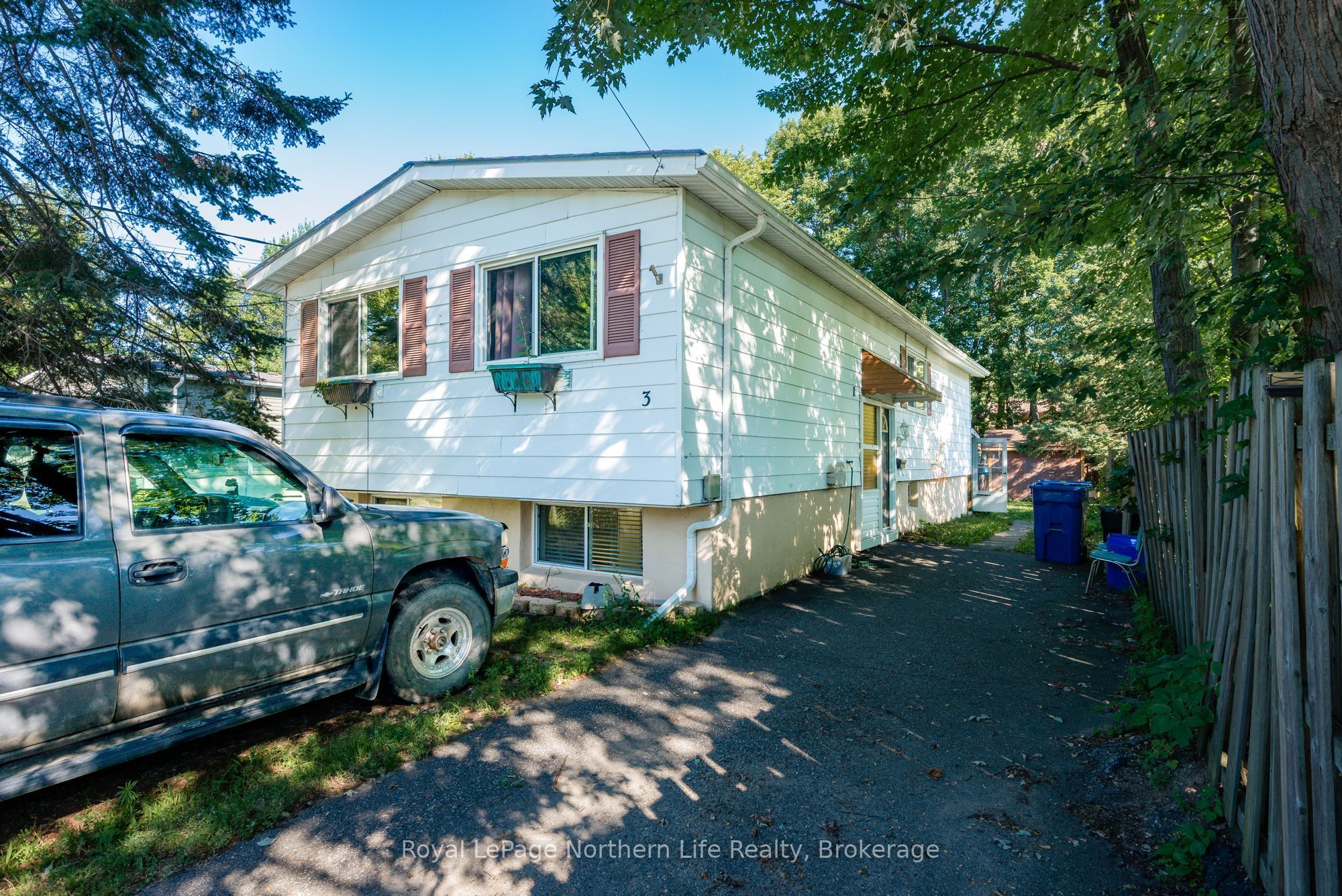 3 David Court, North Bay, ON P1A 3W3 photo 2