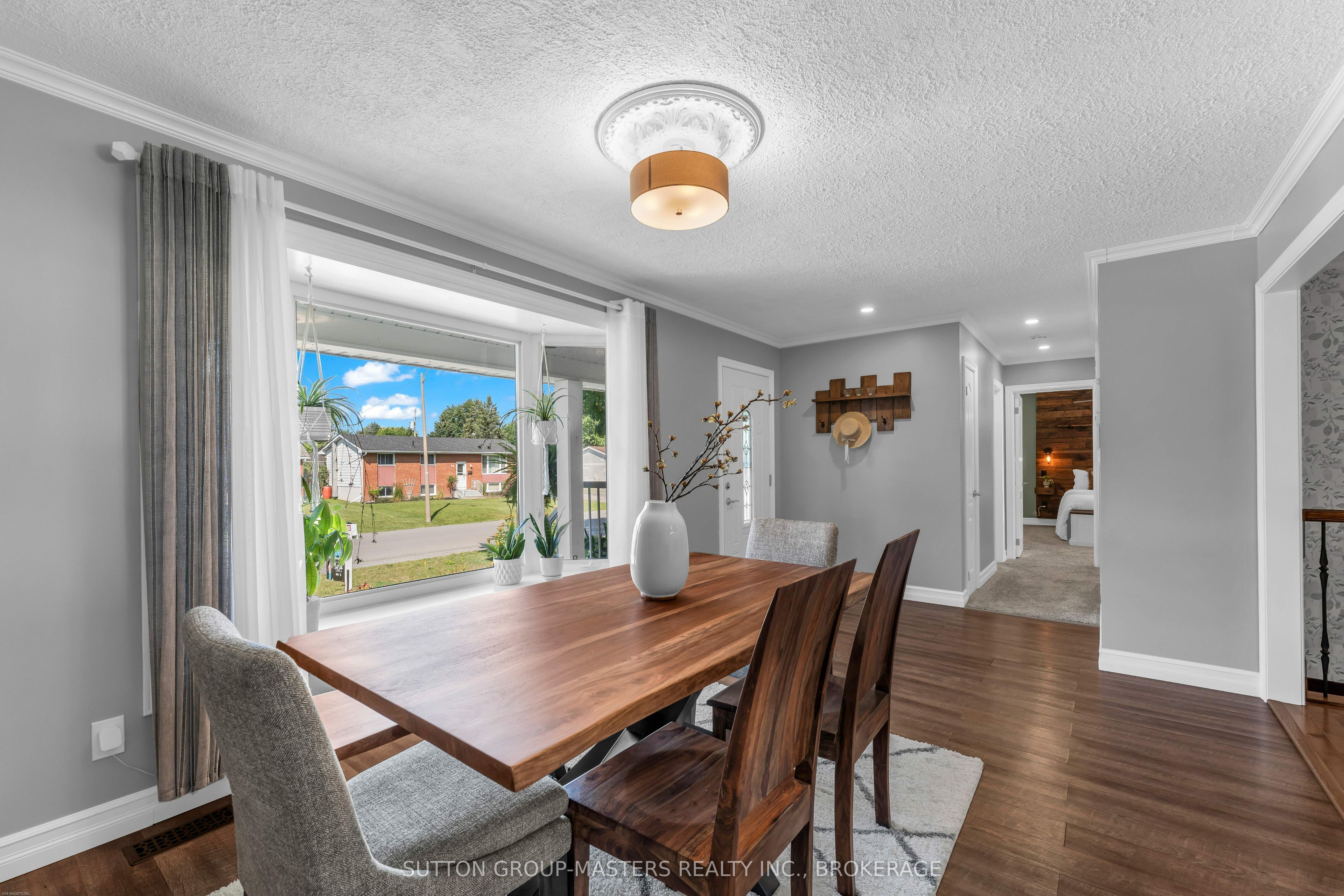 11 Chesterfield Drive, Loyalist, ON K7N 1M3 photo 4