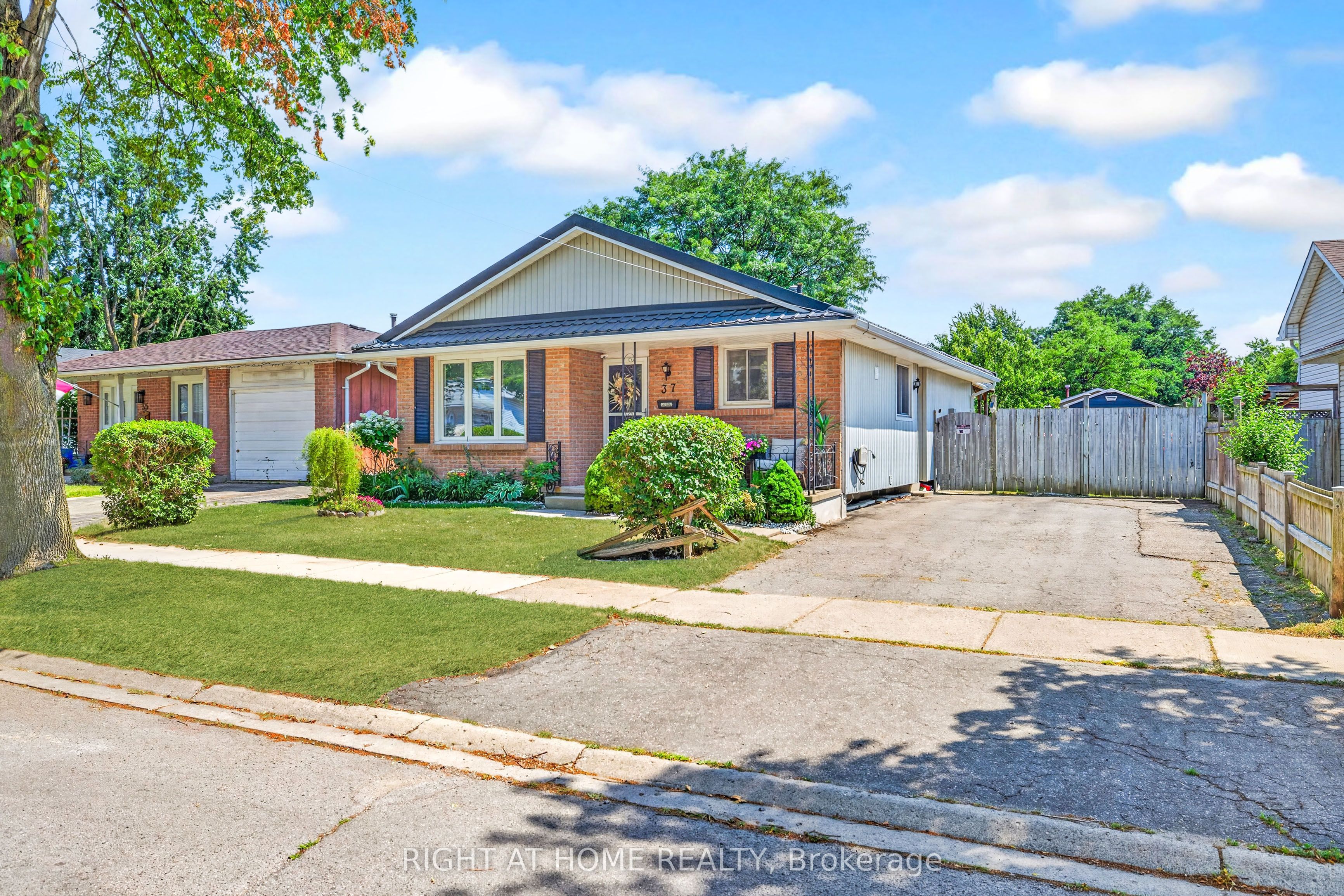 37 RENNY Crescent, London South, ON N6E 2C4 photo 2