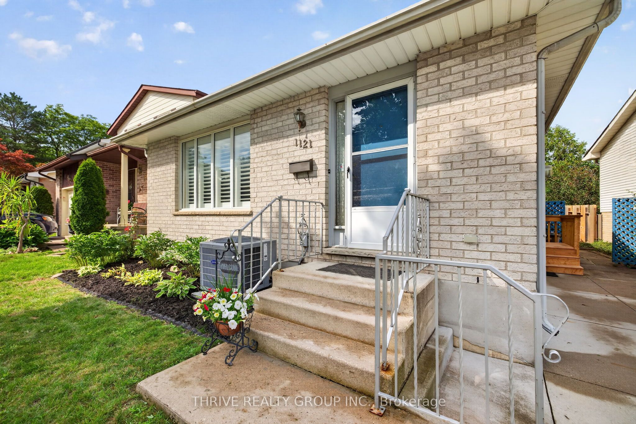 1121 Gatewood Road, London East, ON N5Y 4Z3 photo 4