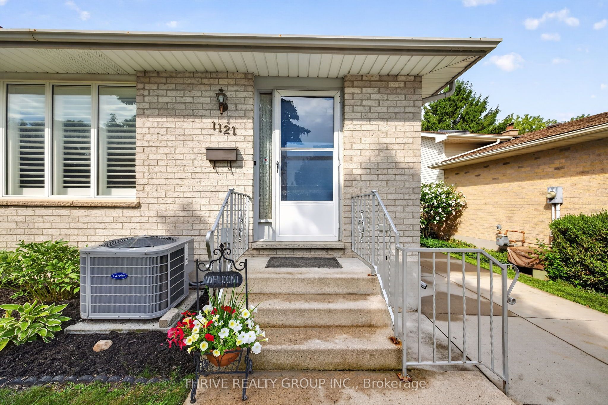 1121 Gatewood Road, London East, ON N5Y 4Z3 photo 5