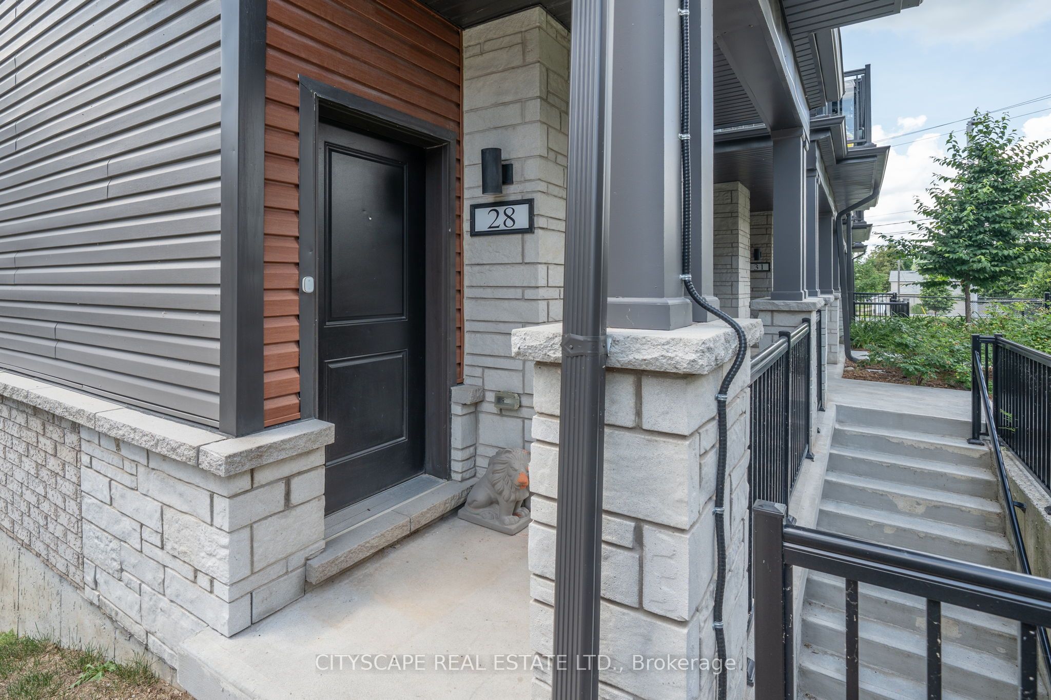 2 Willow Street 28, Brant, ON N3L 0K7 photo 3