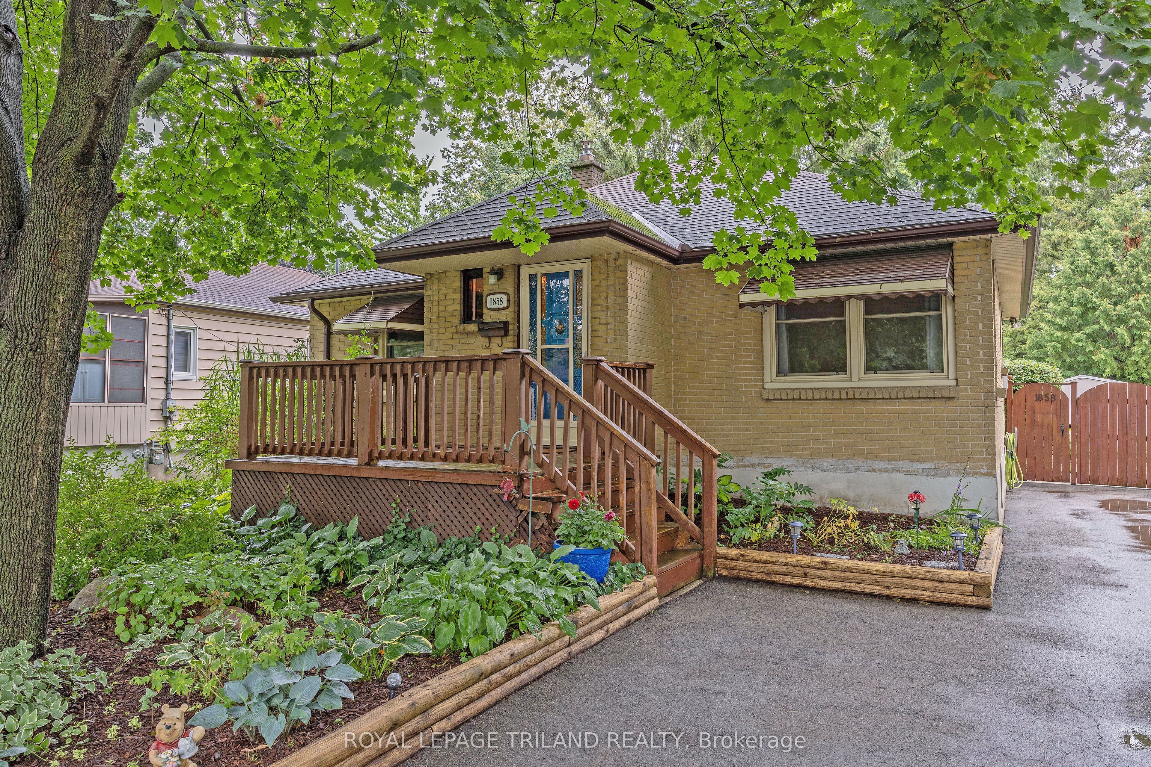 1858 Park Avenue, London East, ON N5W 2J8 photo 3