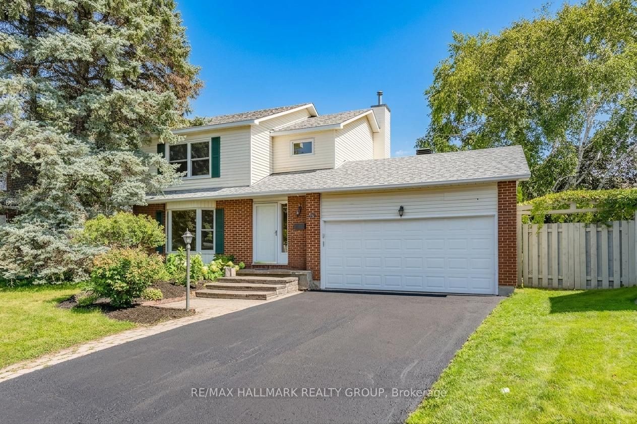 34 Starling Crescent, Barrhaven, ON K2J 2L9 photo 2