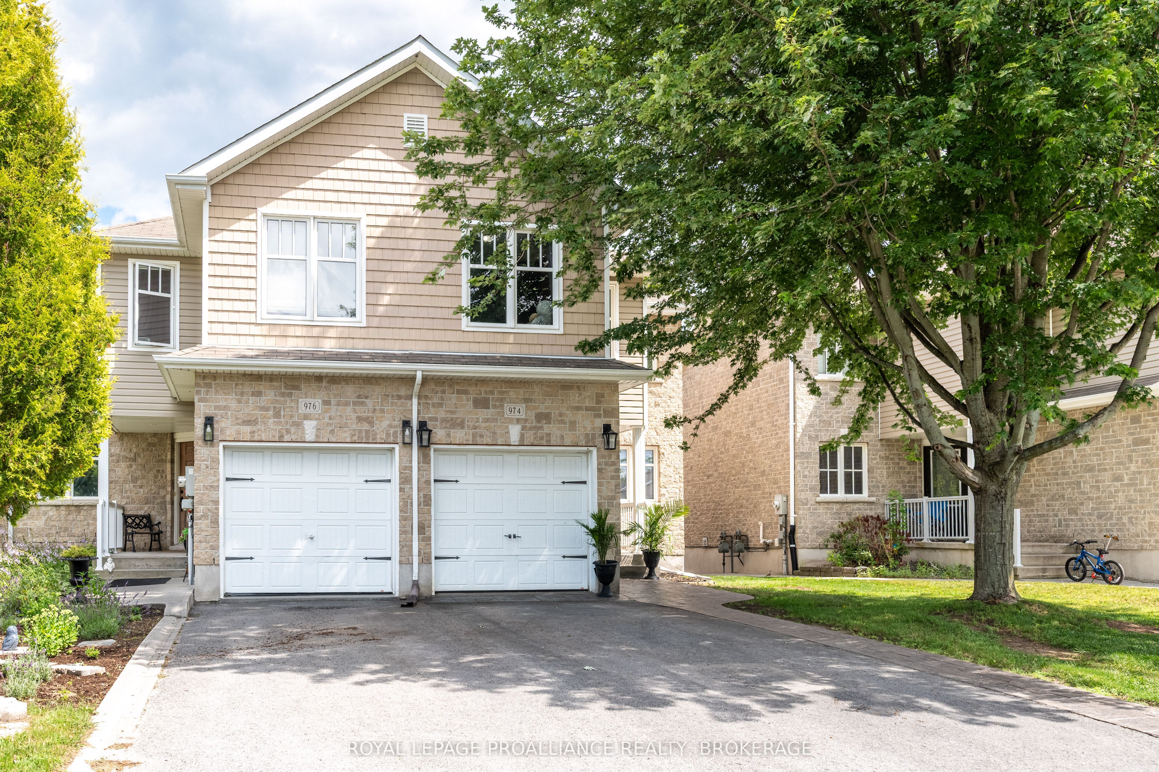 974 Swanfield Street, Kingston, ON K7M 0A6