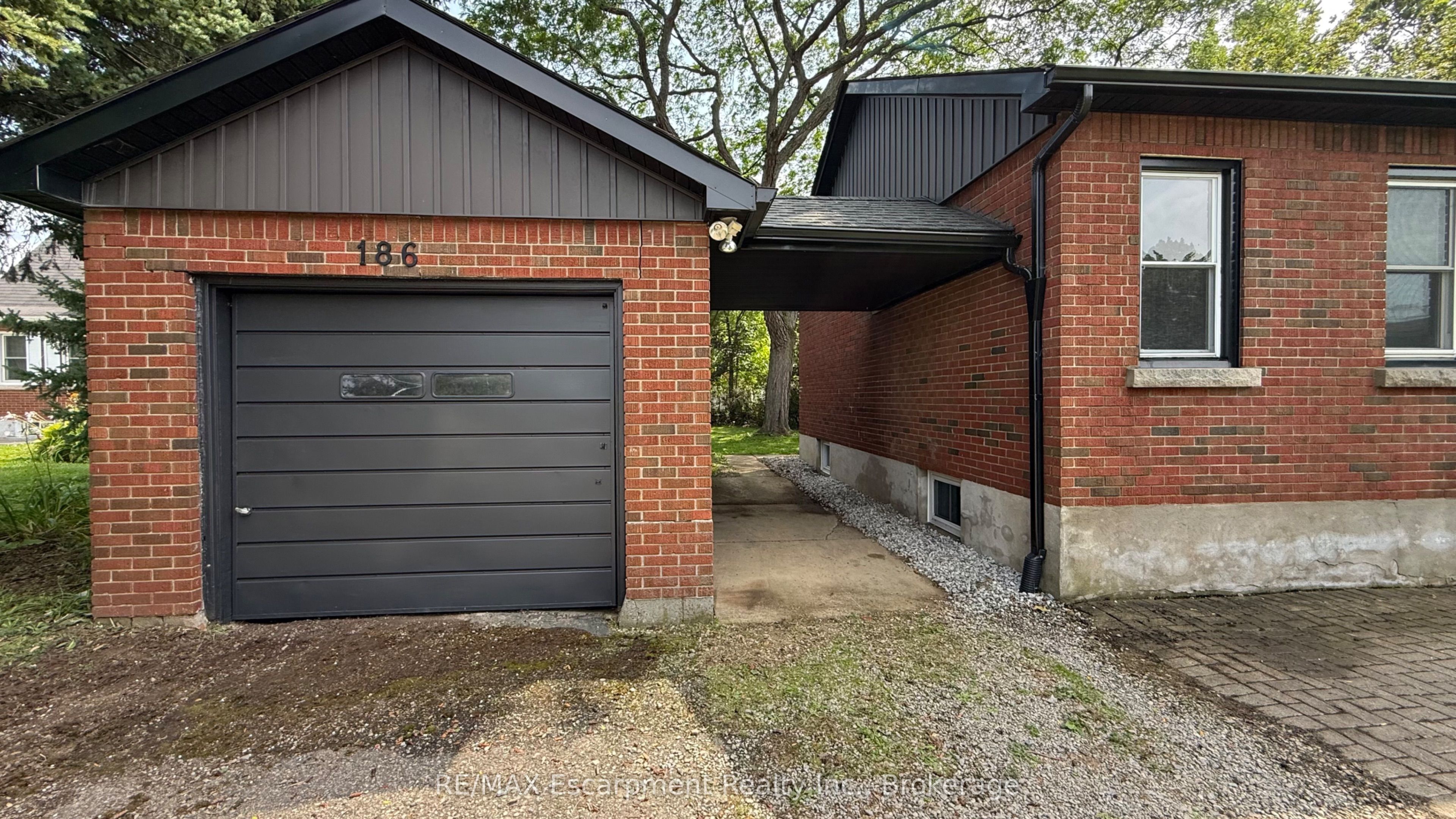 186 Glendale Avenue, St. Catharines, ON L2T 2K5 photo 4