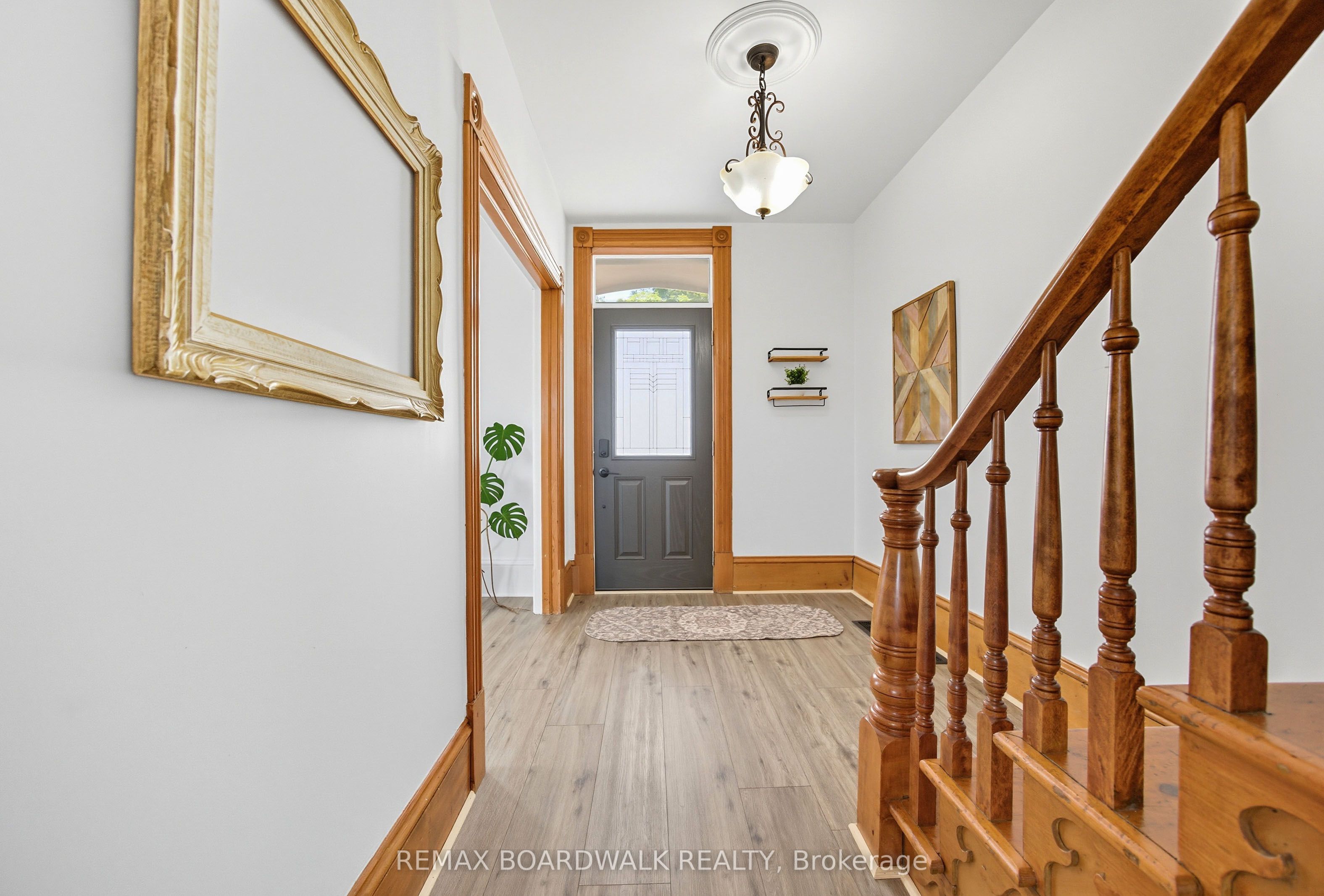 22 Isabella Street, Perth, ON K7H 2W8 photo 3