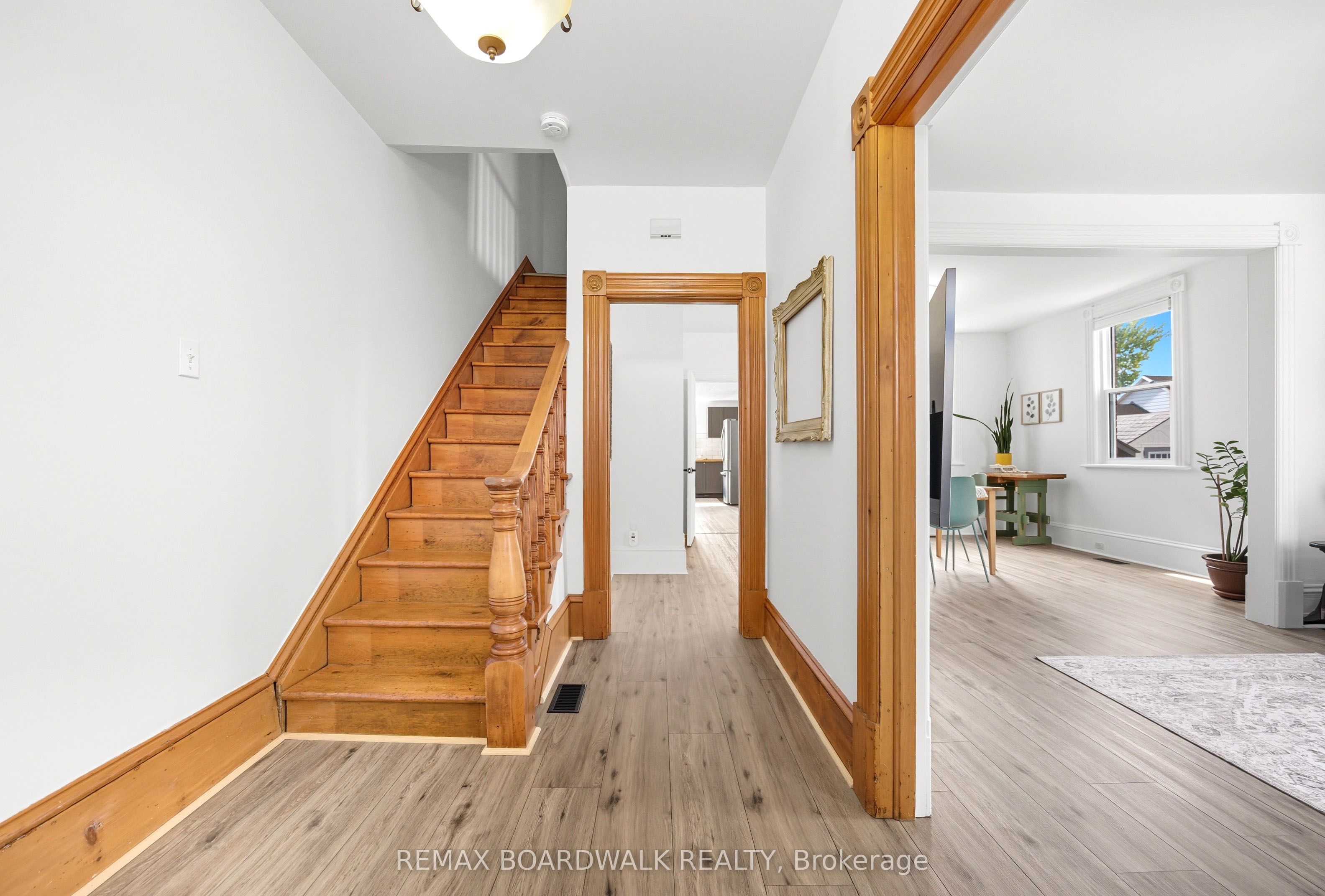 22 Isabella Street, Perth, ON K7H 2W8 photo 4