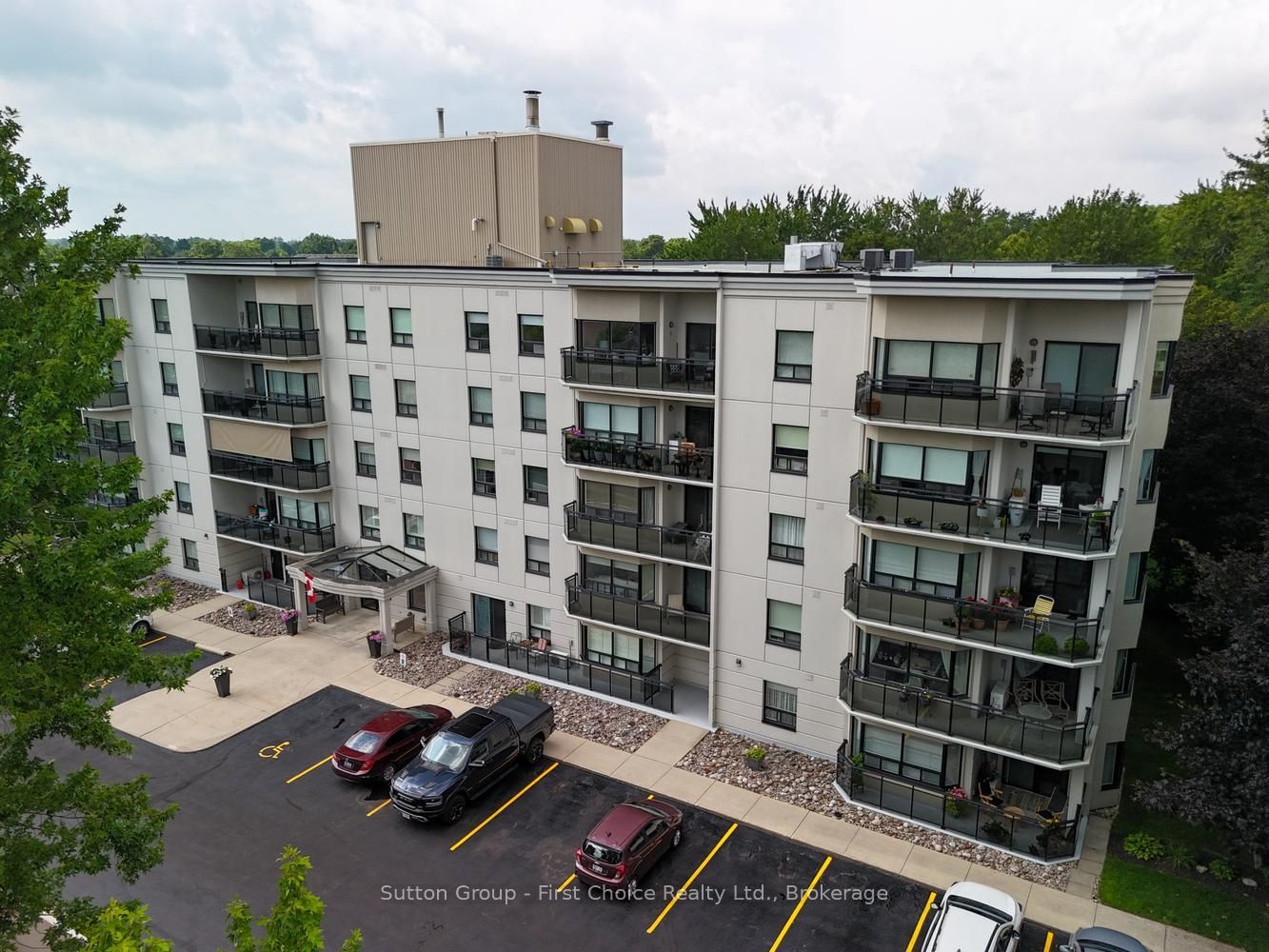 160 Romeo Street 504, Stratford, ON N5A 4S9 photo 2