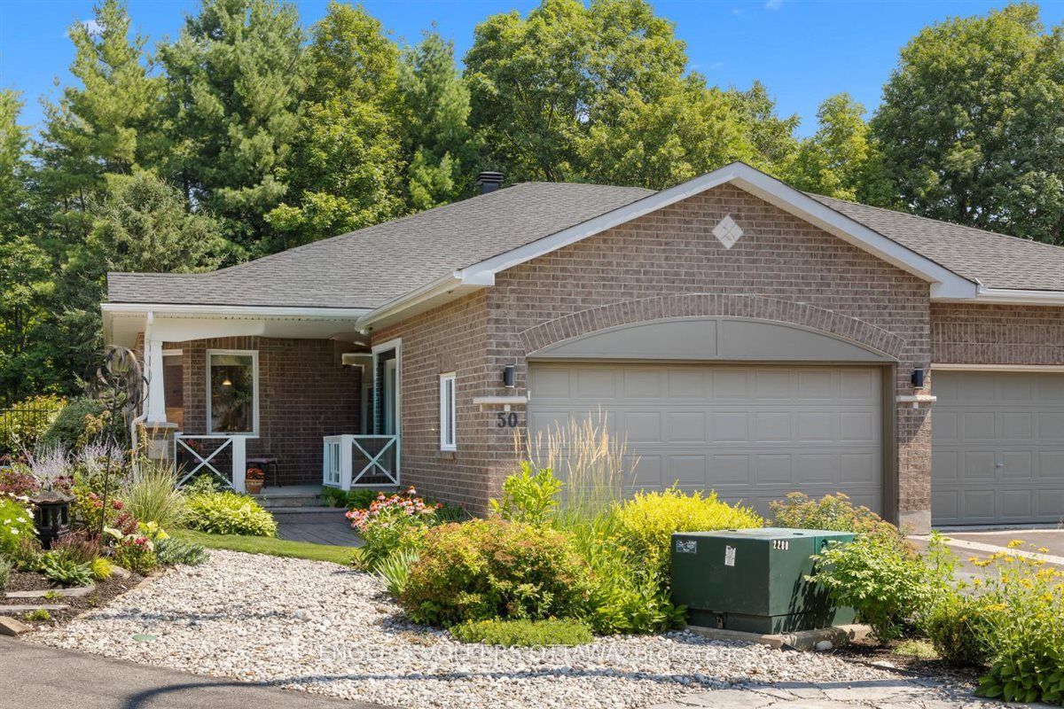50 Nighthawk Crescent, Kanata, ON K2M 2X6 photo 2