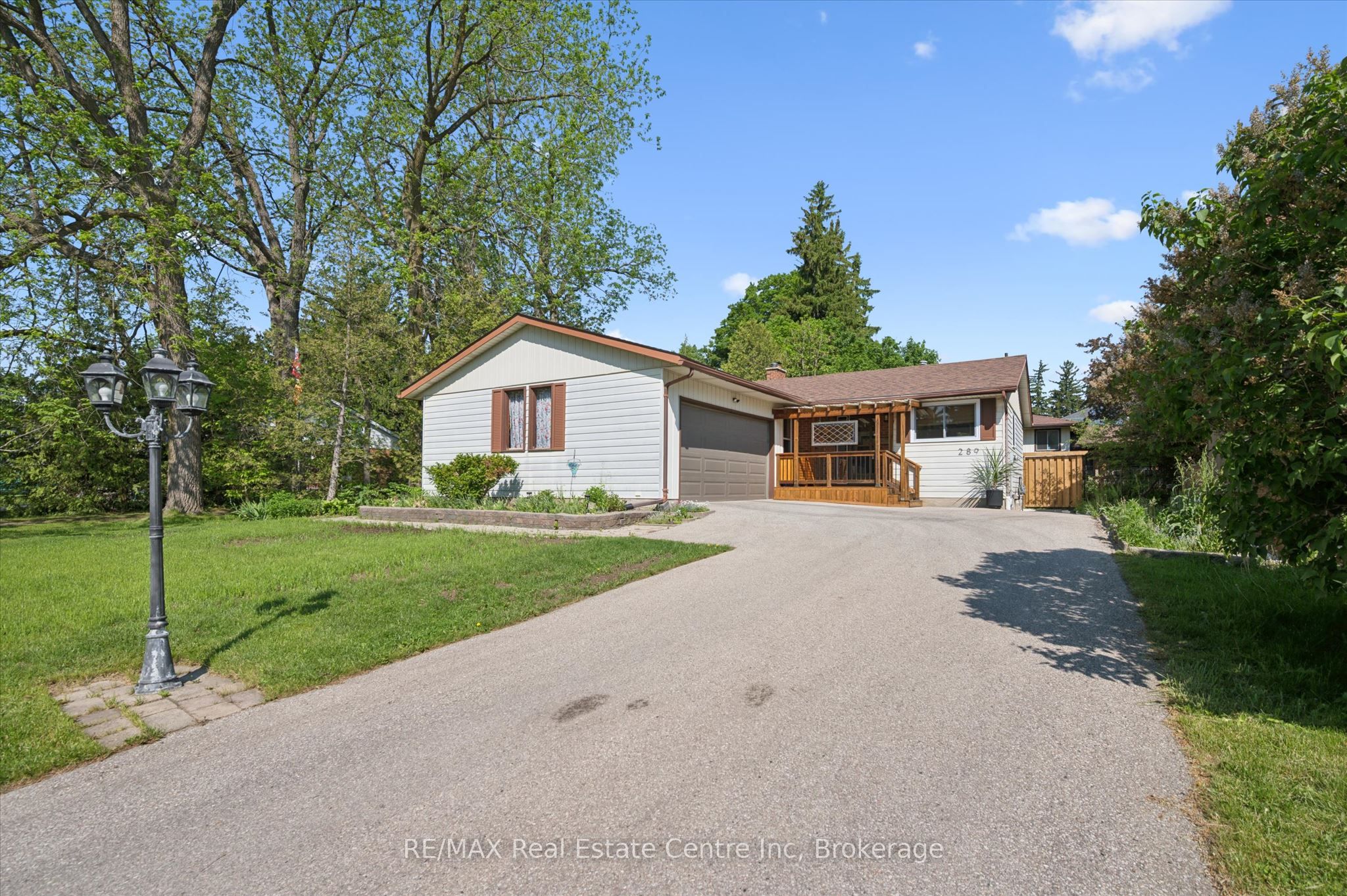 289 Garafraxa Street E, Centre Wellington, ON N1M 1E2 photo 3