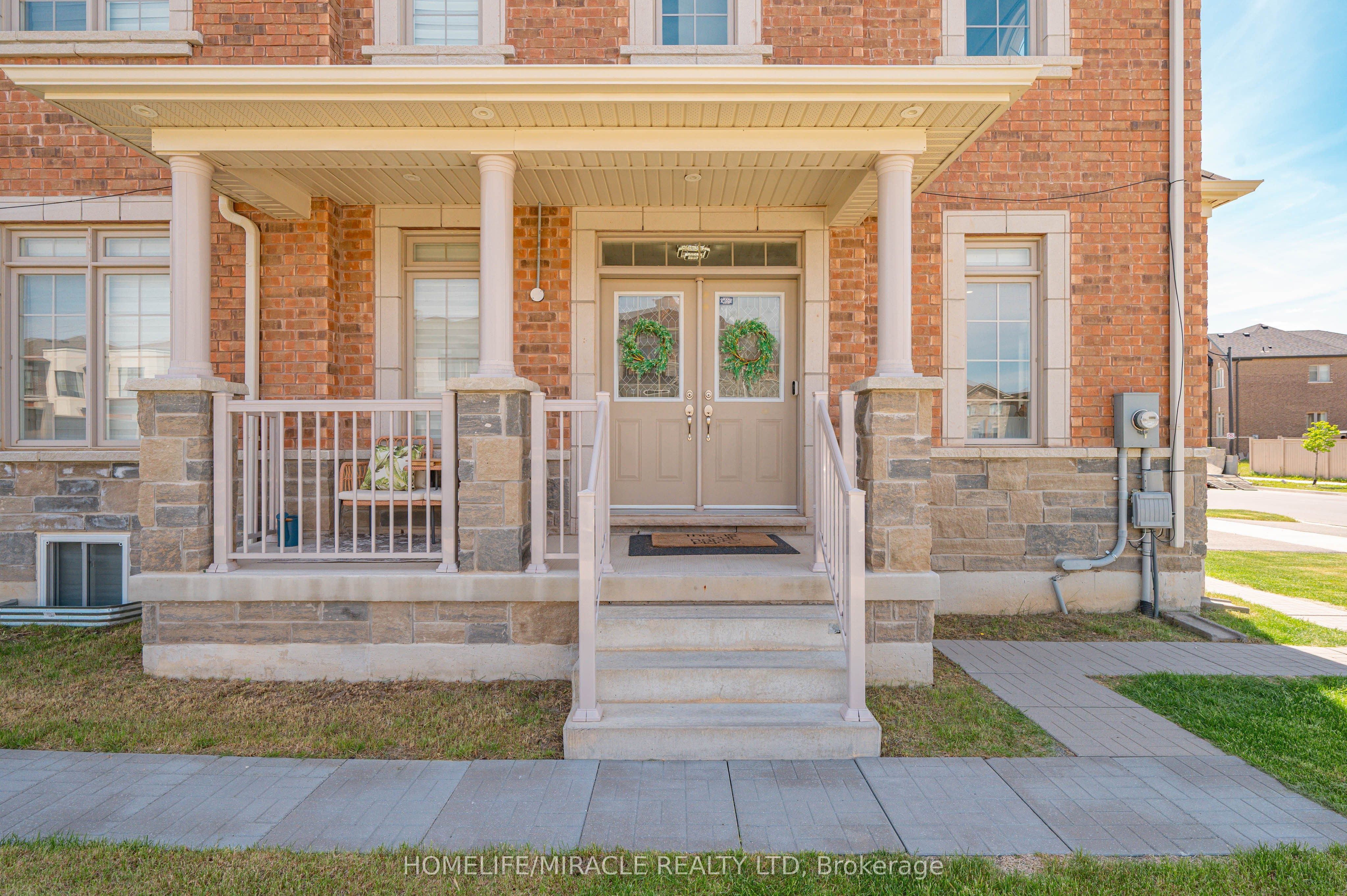 220 Great Falls Boulevard, Hamilton, ON L8B 1Z1 photo 5