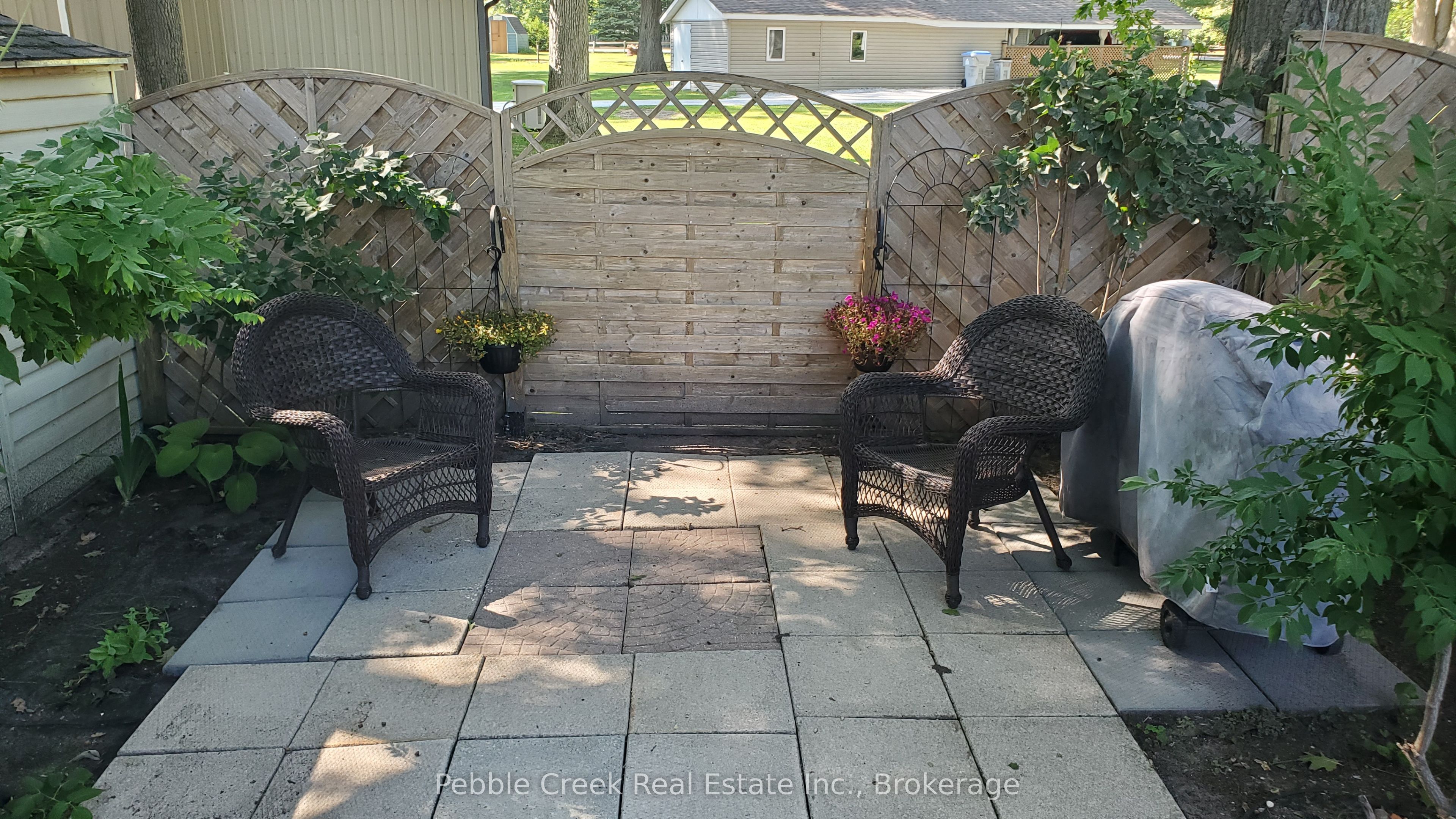 9951 Northville Crescent Unit #3, Lambton Shores, ON N0M 2N0 photo 4