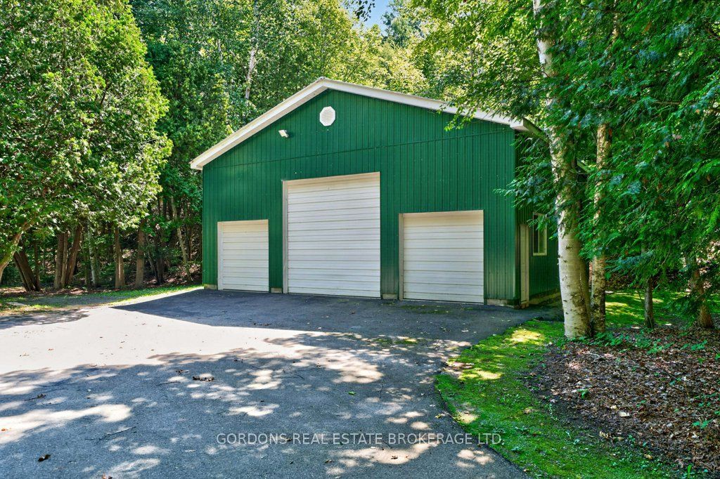 2950 R29, Rideau Lakes, ON K0G 1V0 photo 4