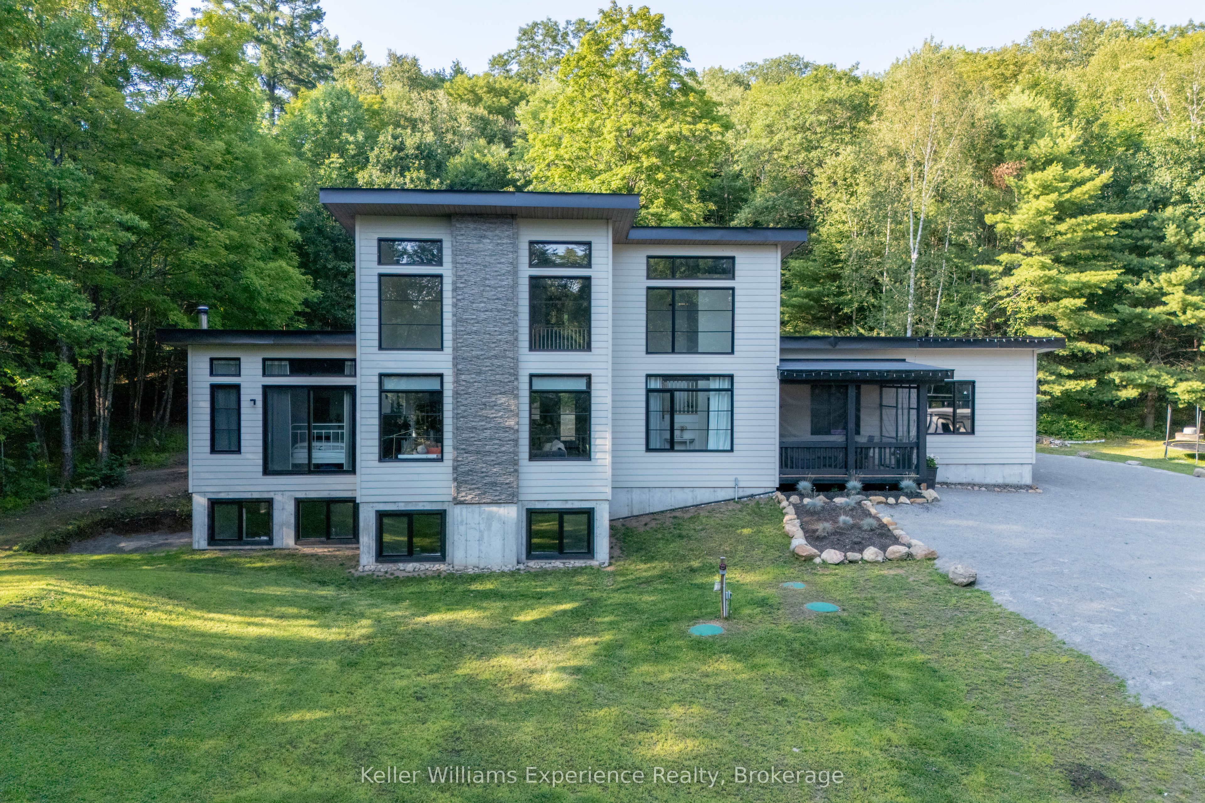 1739 Fraserburg Road, Bracebridge, ON P1L 1X3 photo 3