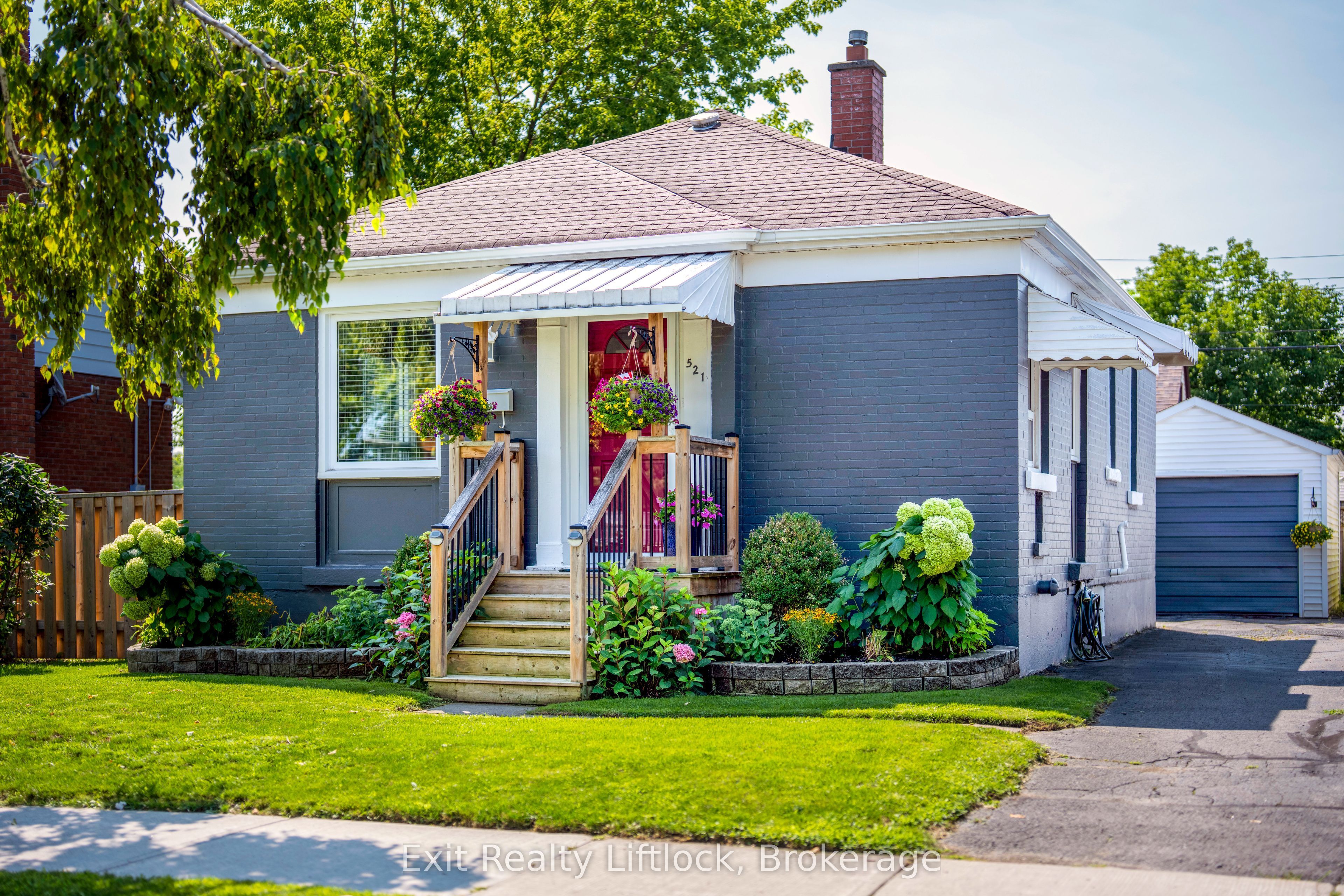 521 Mckellar Street, Peterborough, ON K9J 1R1