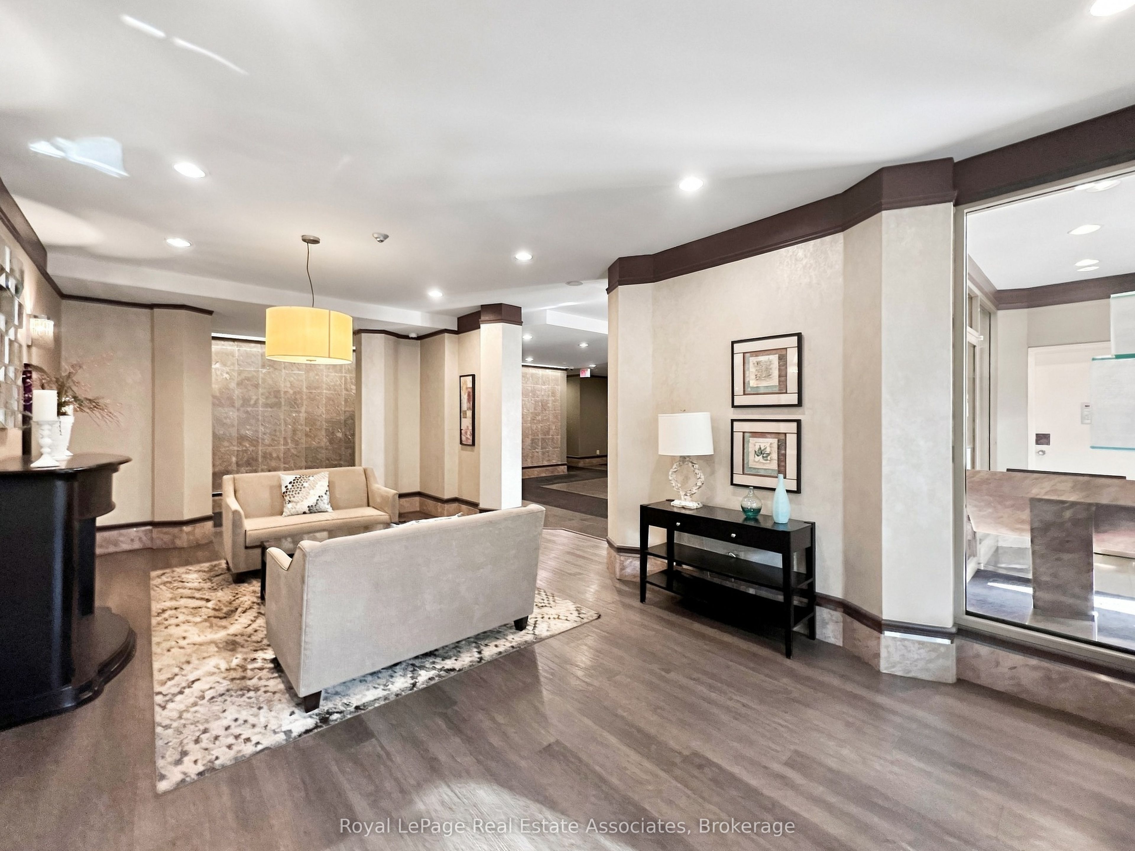 67 Caroline Street 13E, Hamilton, ON L8P 3K6 photo 4