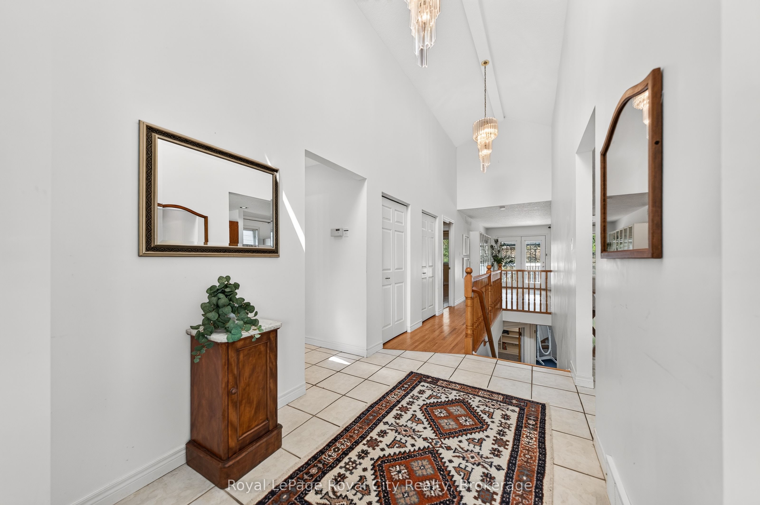 8 Whitetail Court, Guelph, ON N1L 1H6 photo 3