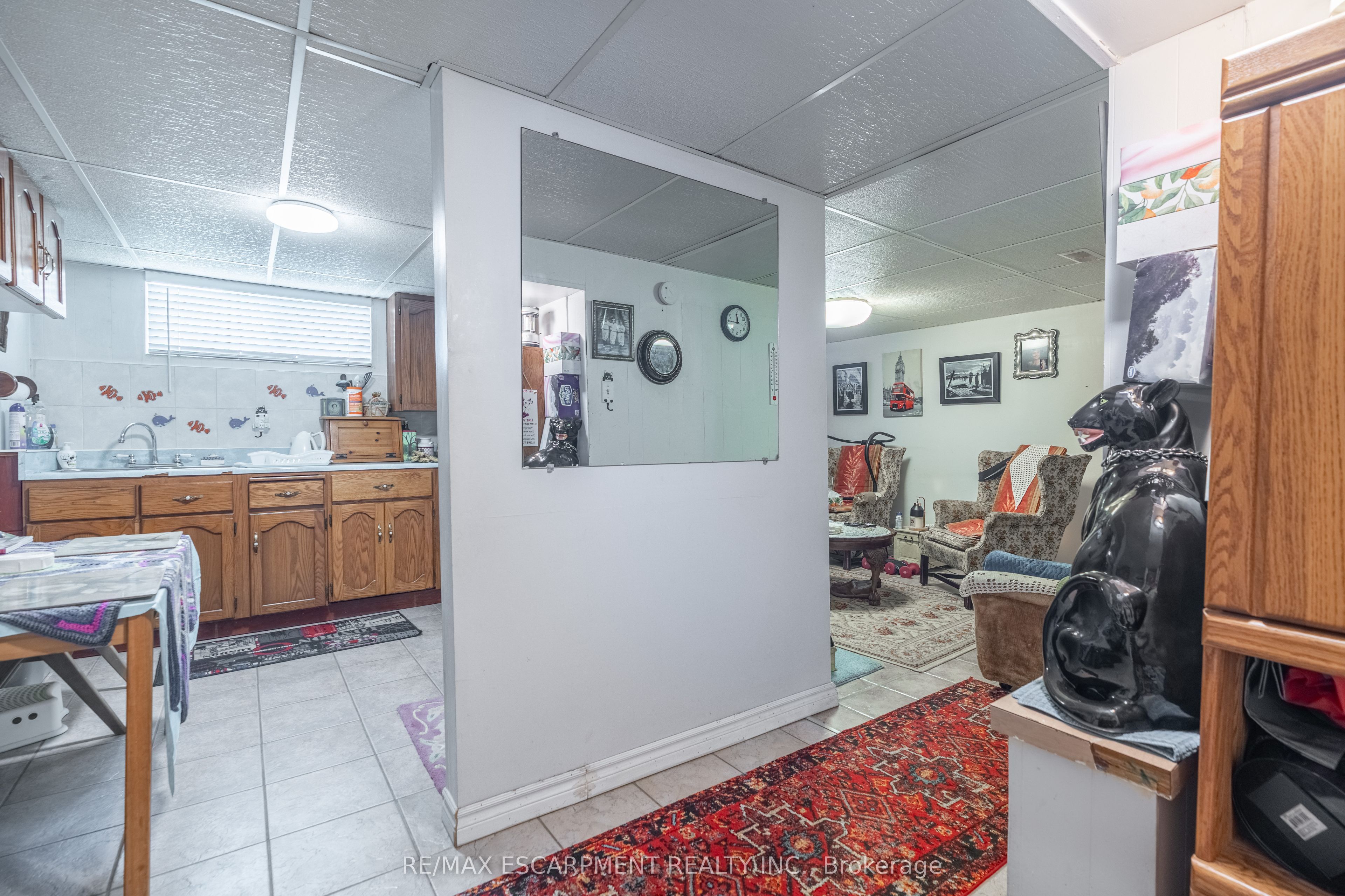 374 Upper Wentworth Street W, Hamilton, ON L9A 4T5