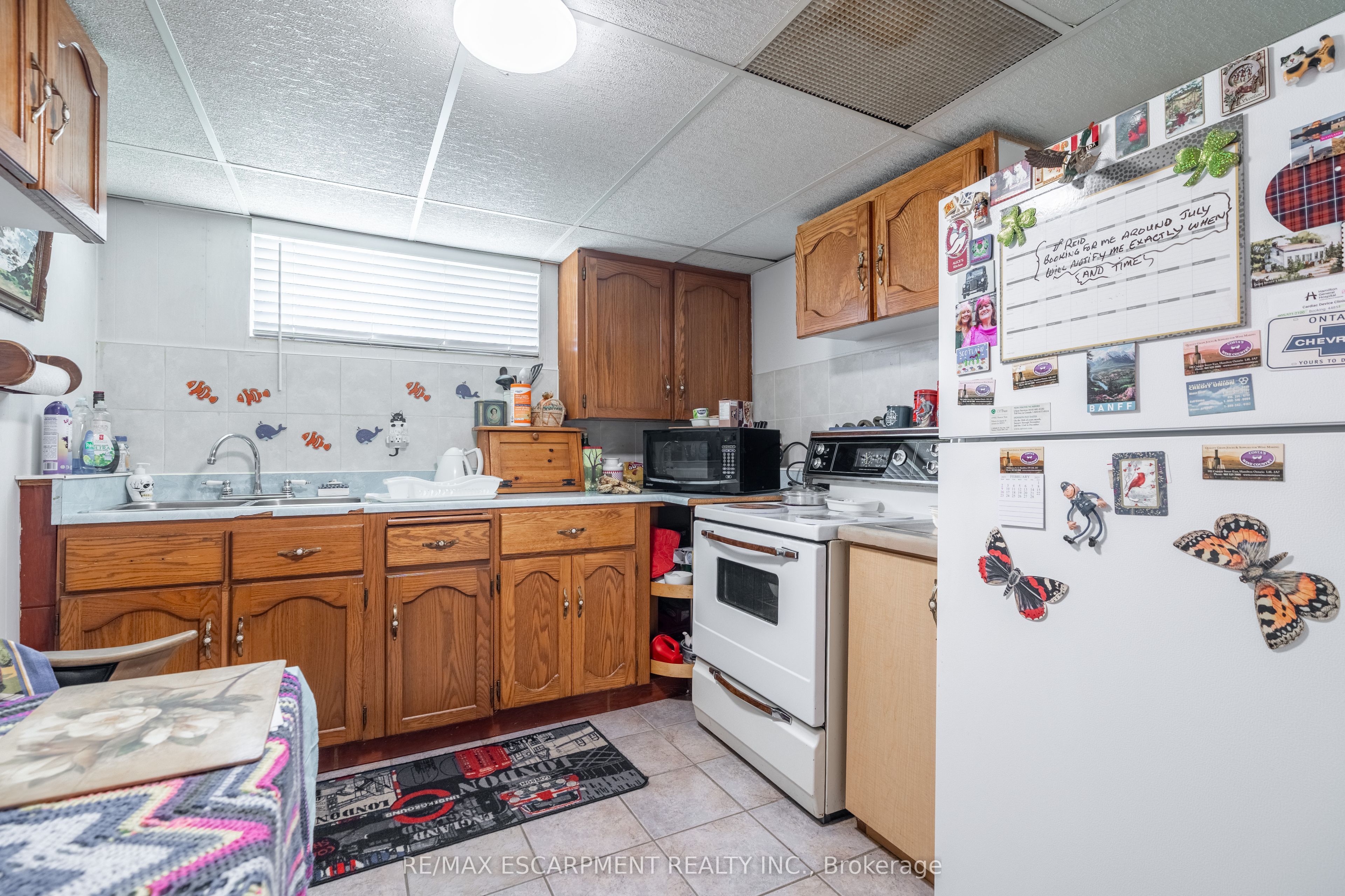 374 Upper Wentworth Street W, Hamilton, ON L9A 4T5 photo 3