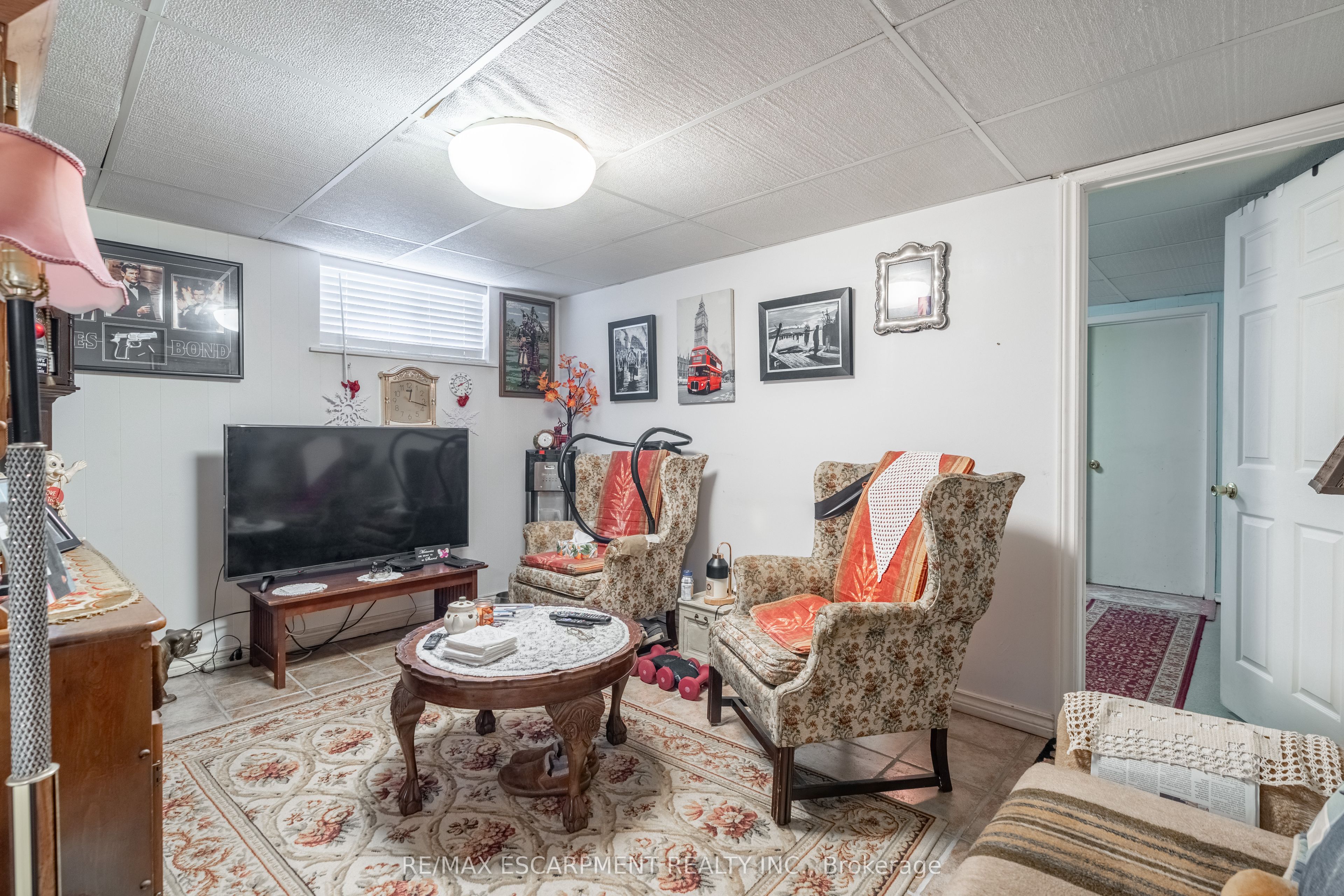 374 Upper Wentworth Street W, Hamilton, ON L9A 4T5 photo 5
