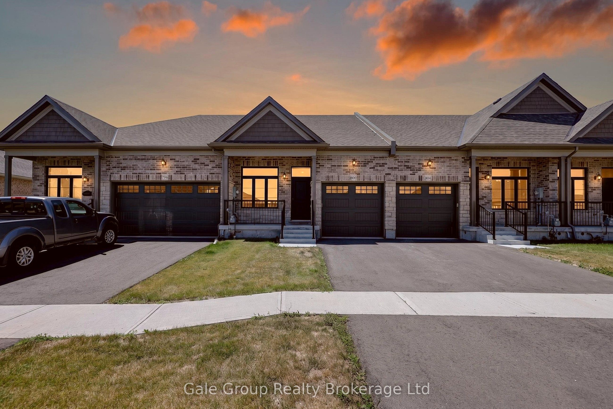 804 Garden Court Crescent, Woodstock, ON N4T 0A3 photo 2