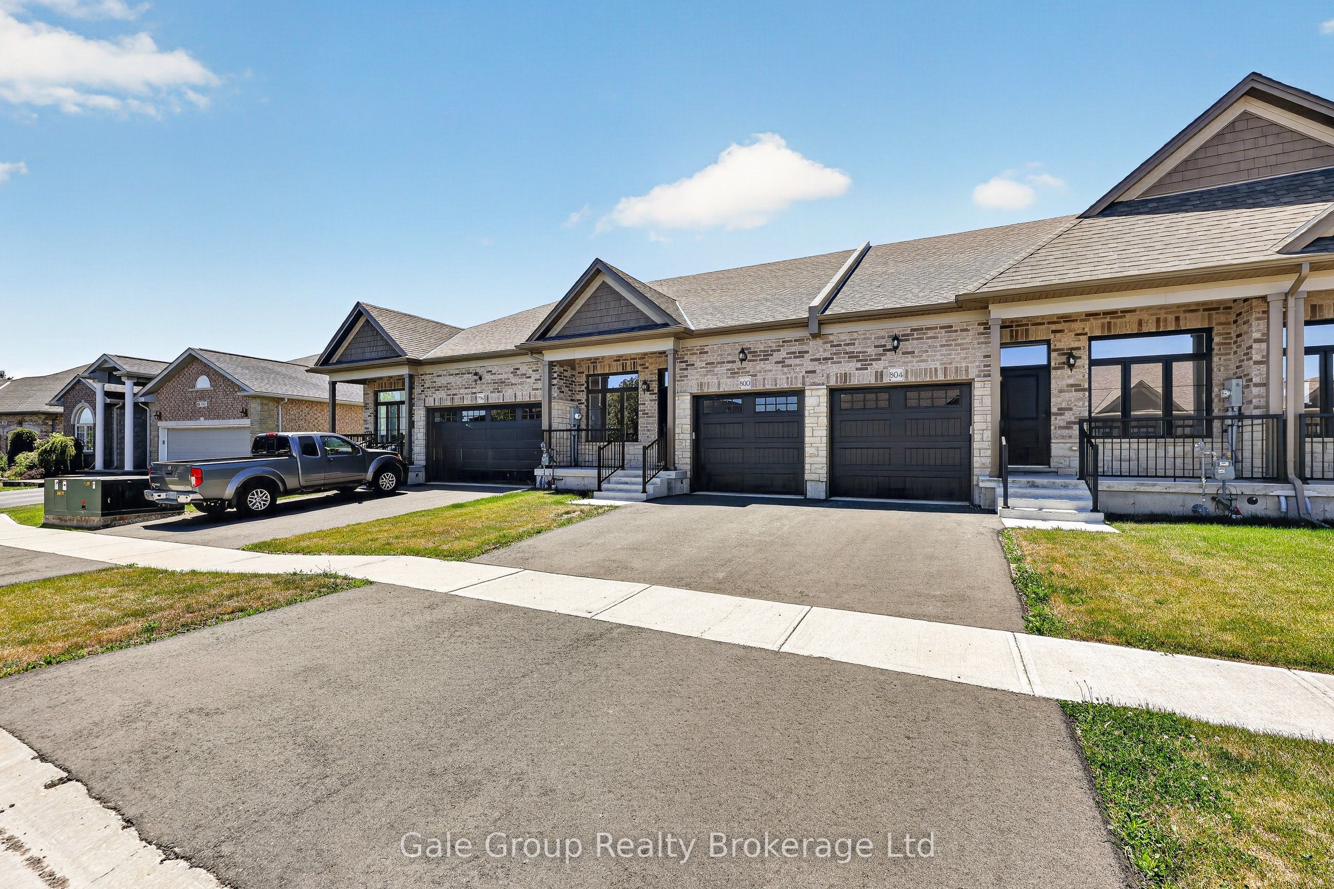 804 Garden Court Crescent, Woodstock, ON N4T 0A3 photo 4