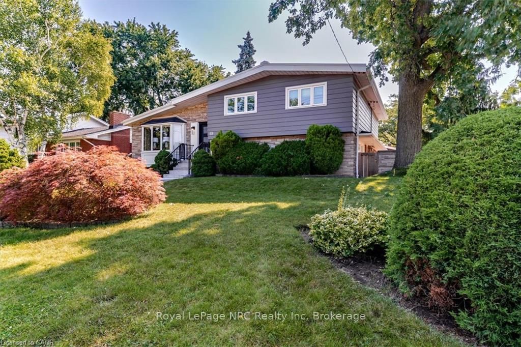 69 Pleasant Avenue, Hamilton, ON L9C 4M8 photo 3