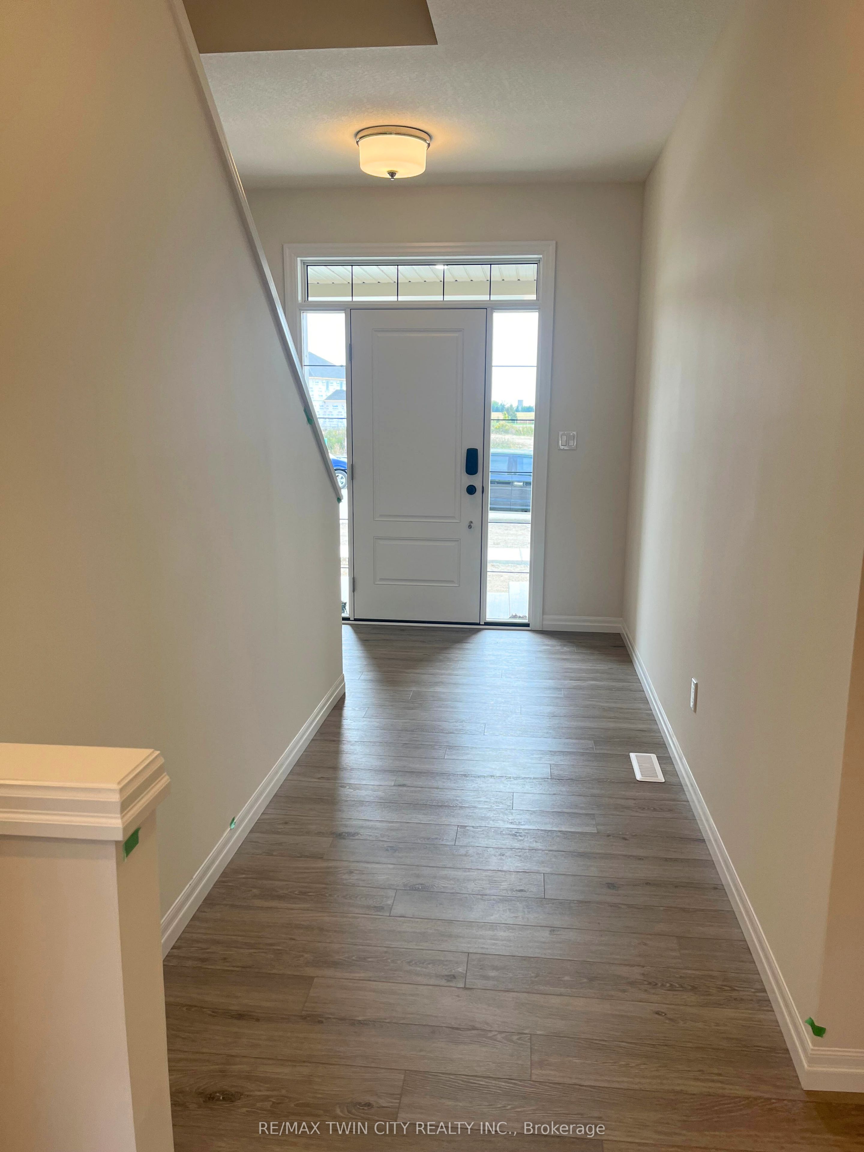 224 Renaissance Drive, St. Thomas, ON N5R 0C1 photo 2