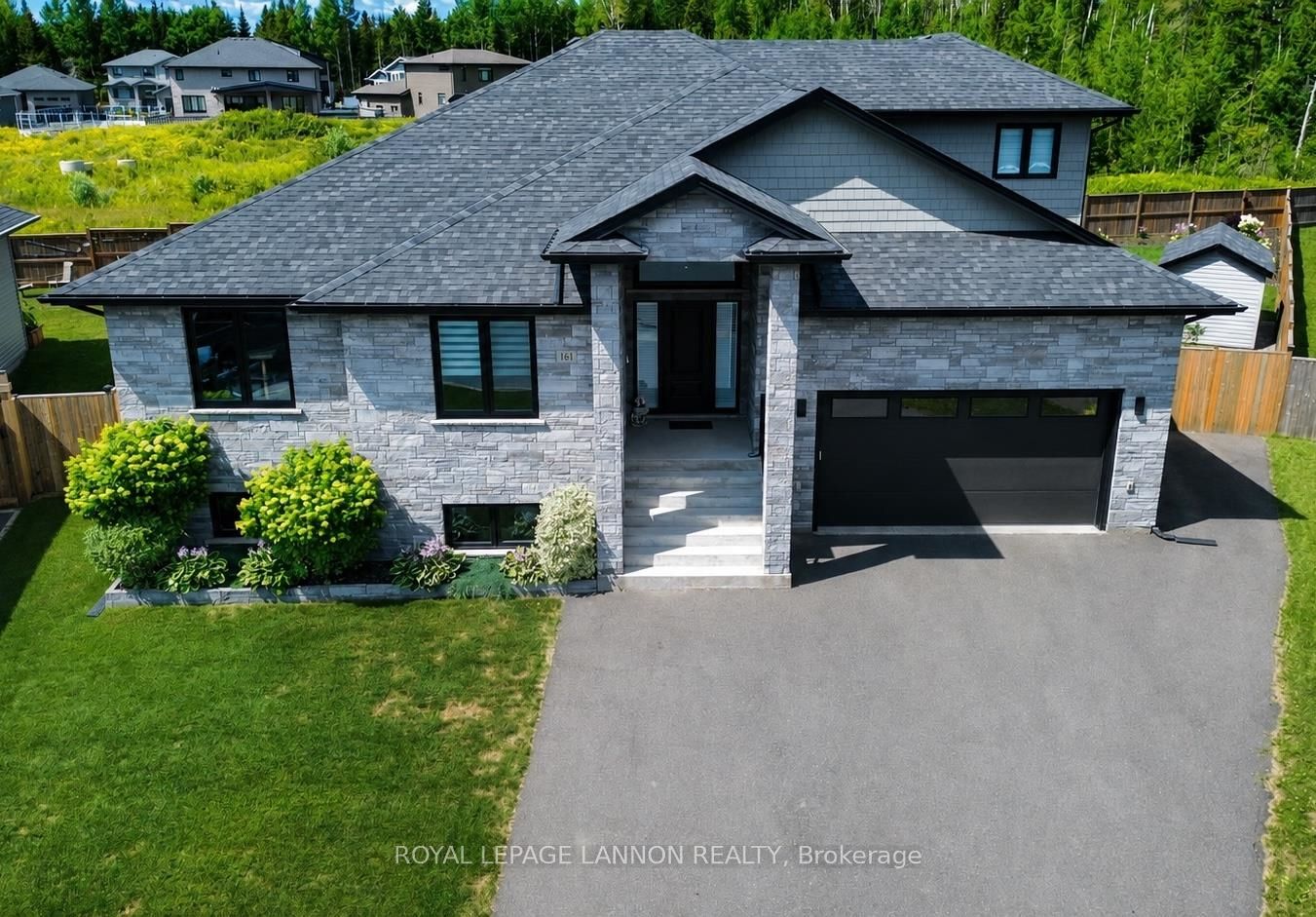 161 Dogwood Crescent, Thunder Bay, ON P7G 2N9