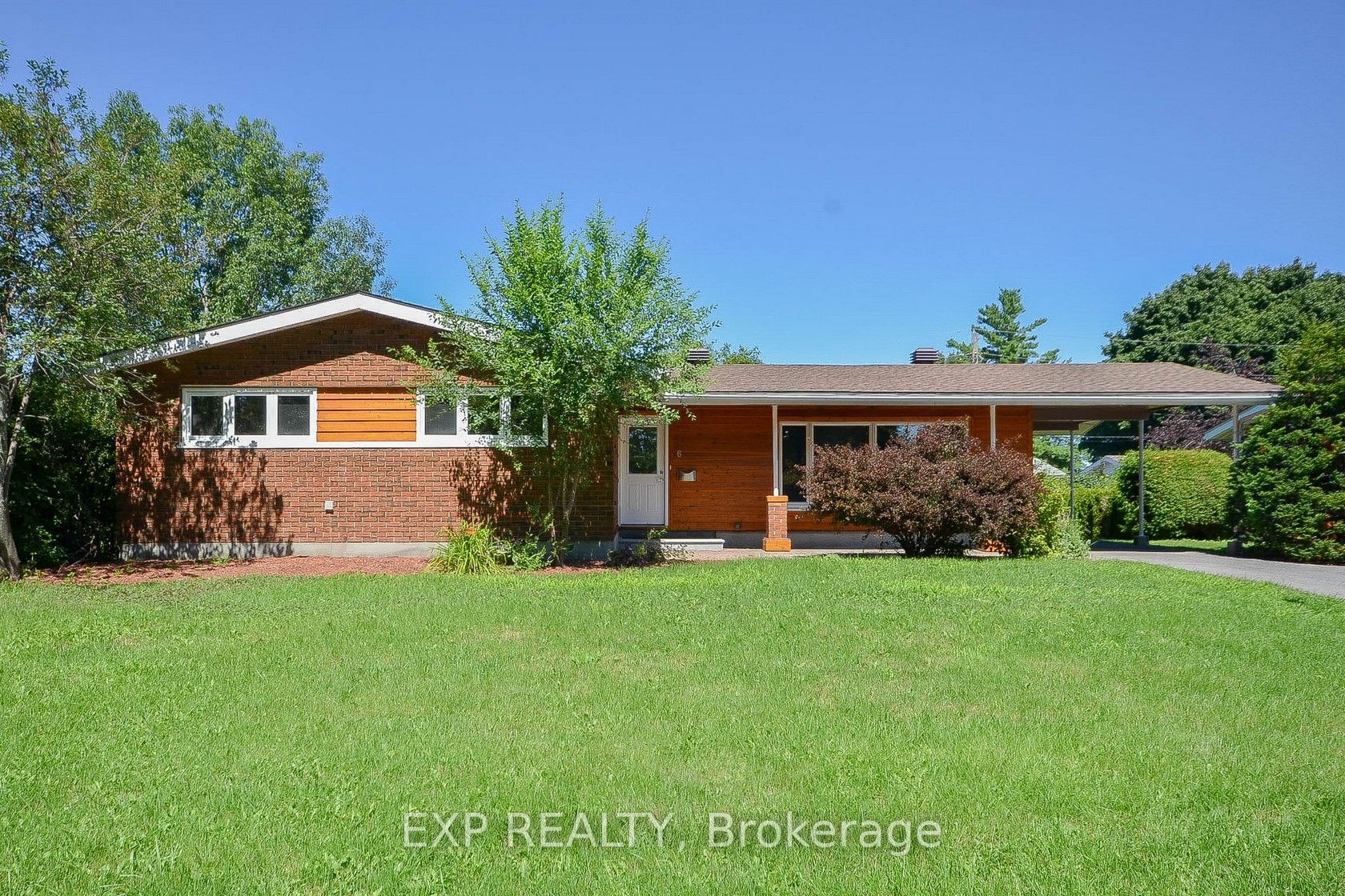 6 Solva Drive, Crystal Bay - Rocky Point - Bayshore, ON K2H 5R5