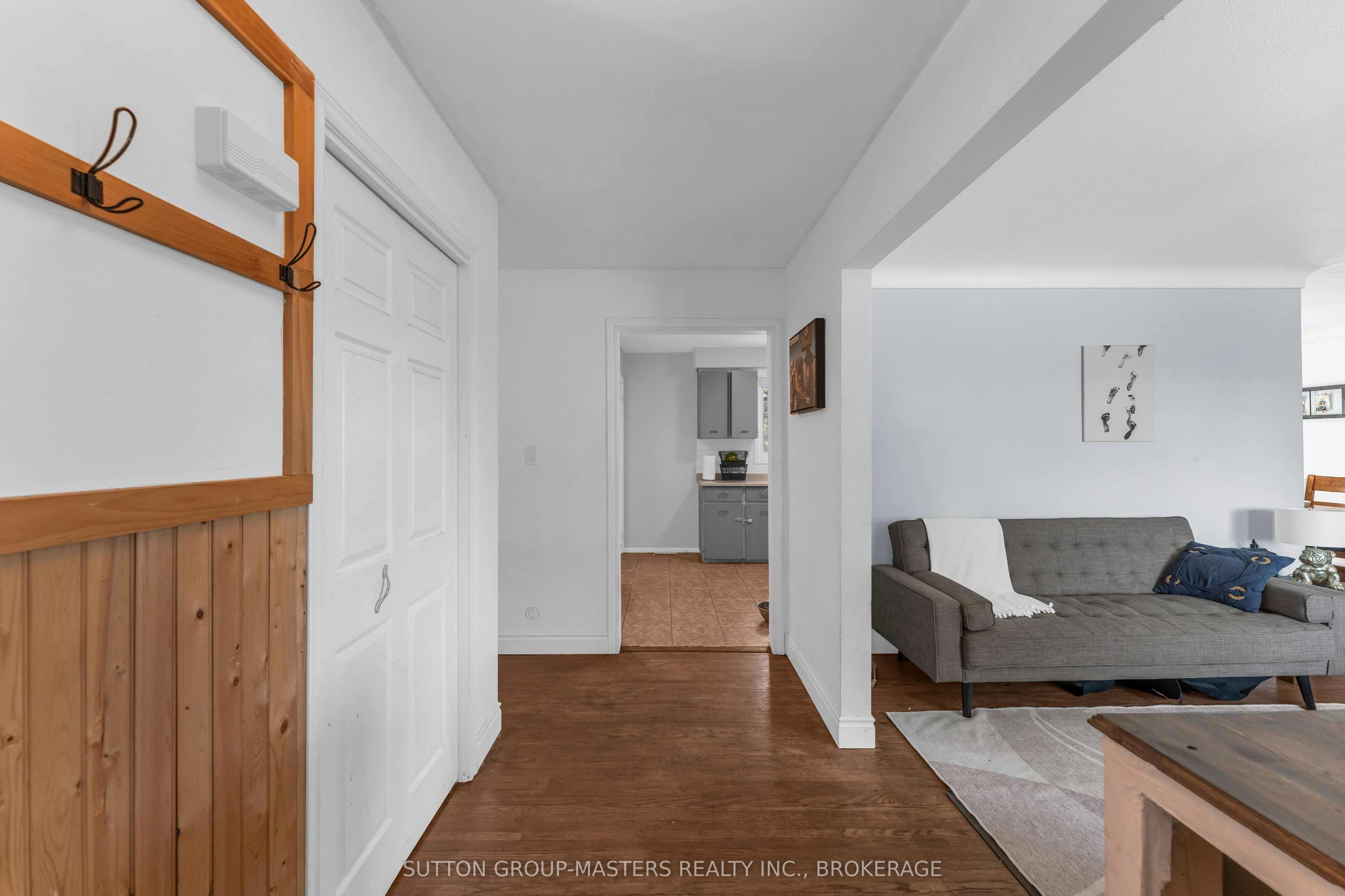 39 Oxford Crescent, Loyalist, ON K7N 1R1 photo 5