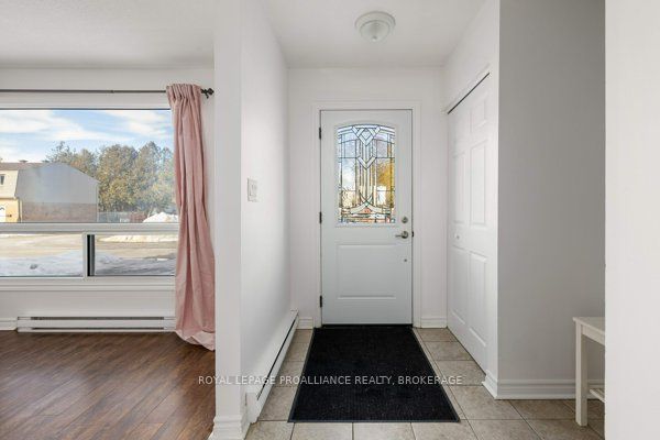 44 Rosemund Crescent 53, Kingston, ON K7M 6Z4 photo 5